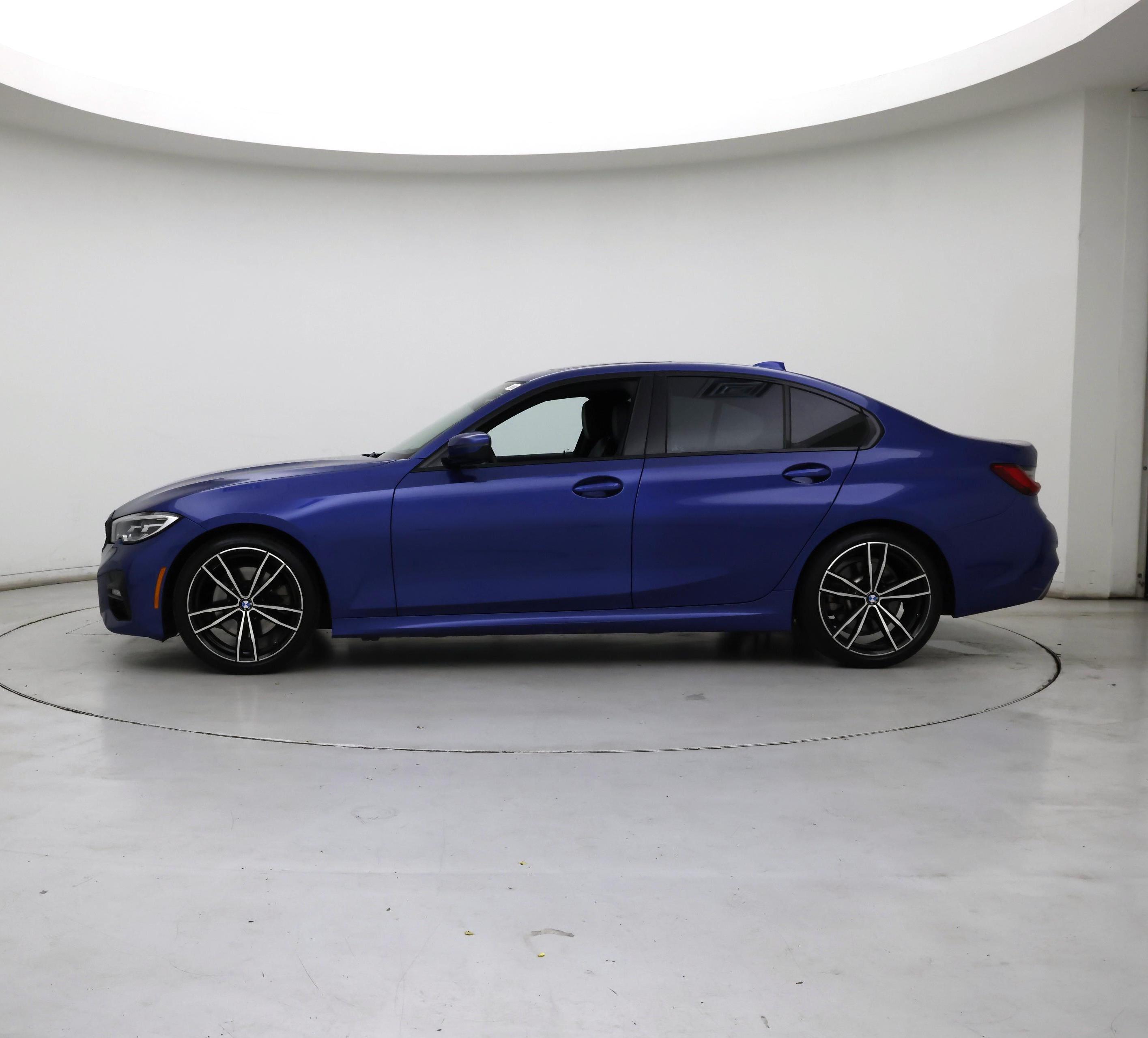 Thumbnail: 2020 BMW 3 Series - 3