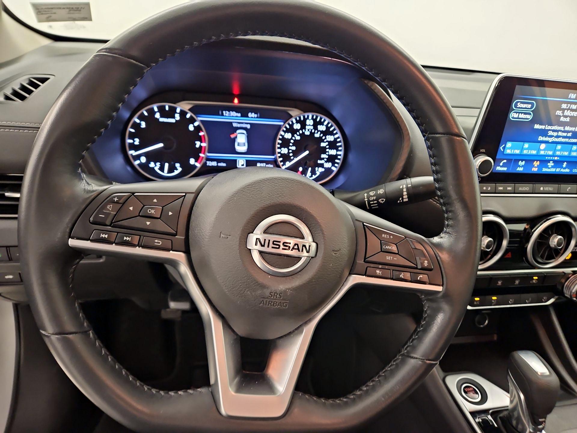 Thumbnail: 2022 Nissan Sentra - 10