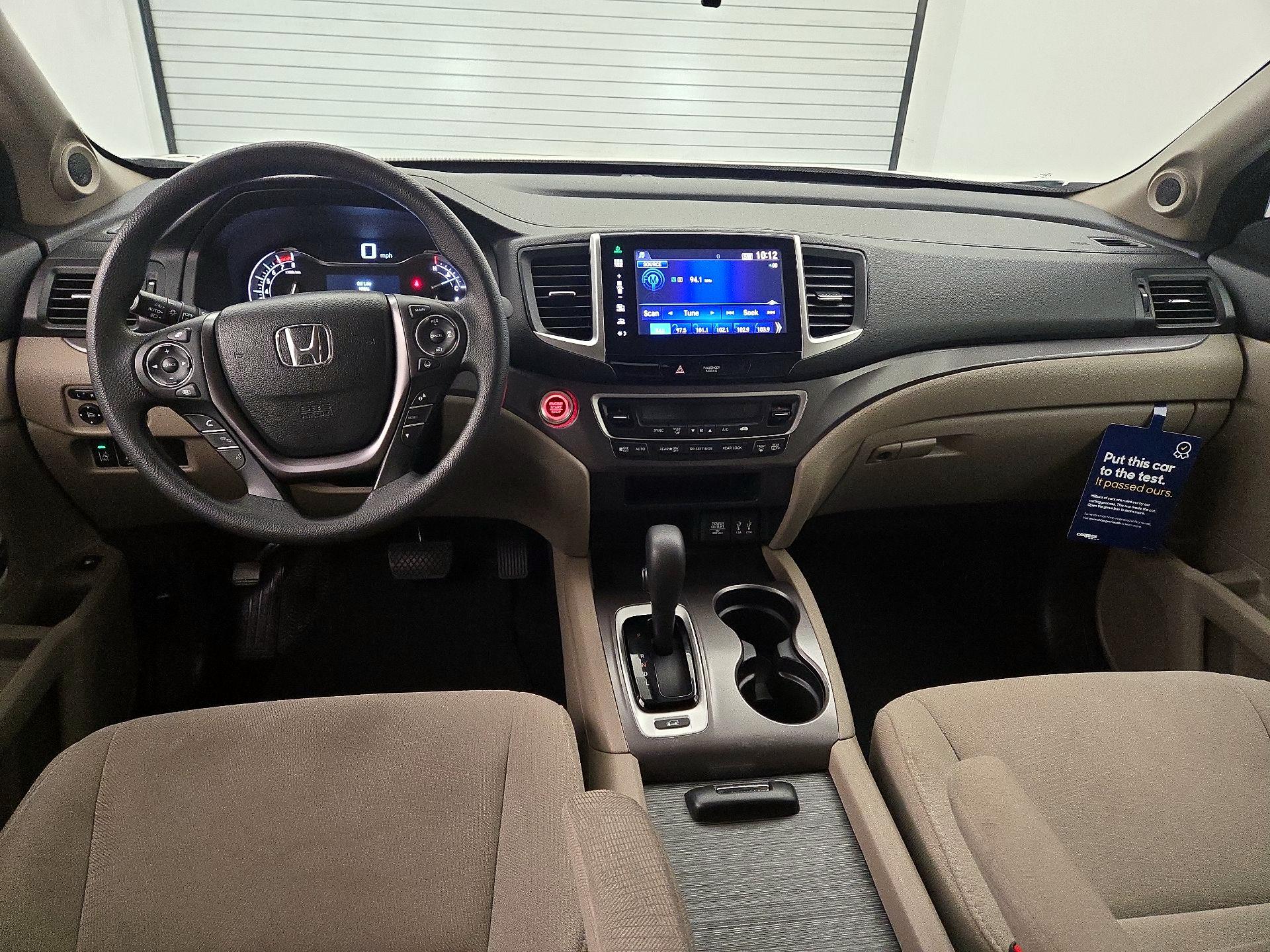 Thumbnail: 2016 Honda Pilot - 9