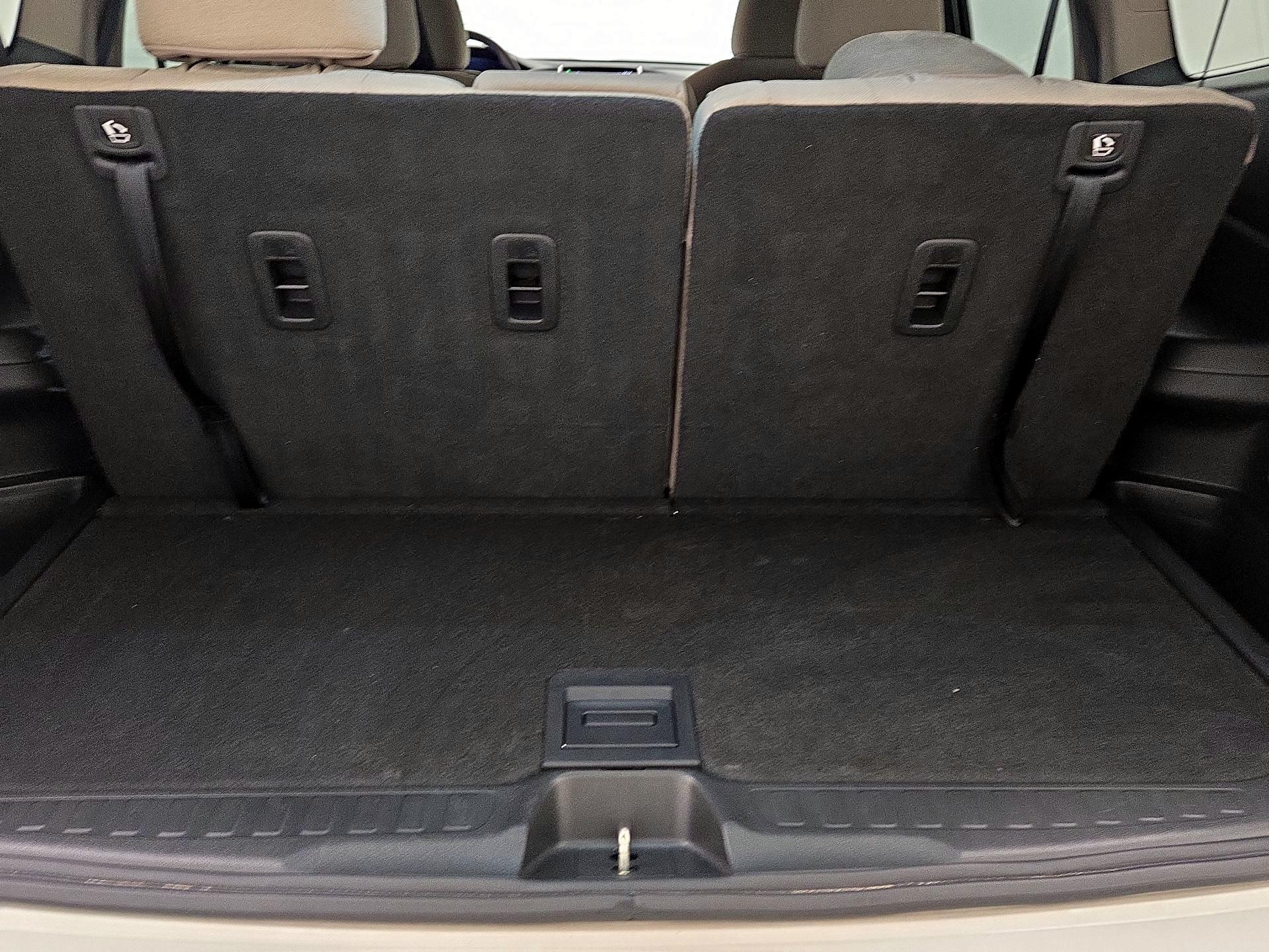 Thumbnail: 2016 Honda Pilot - 19