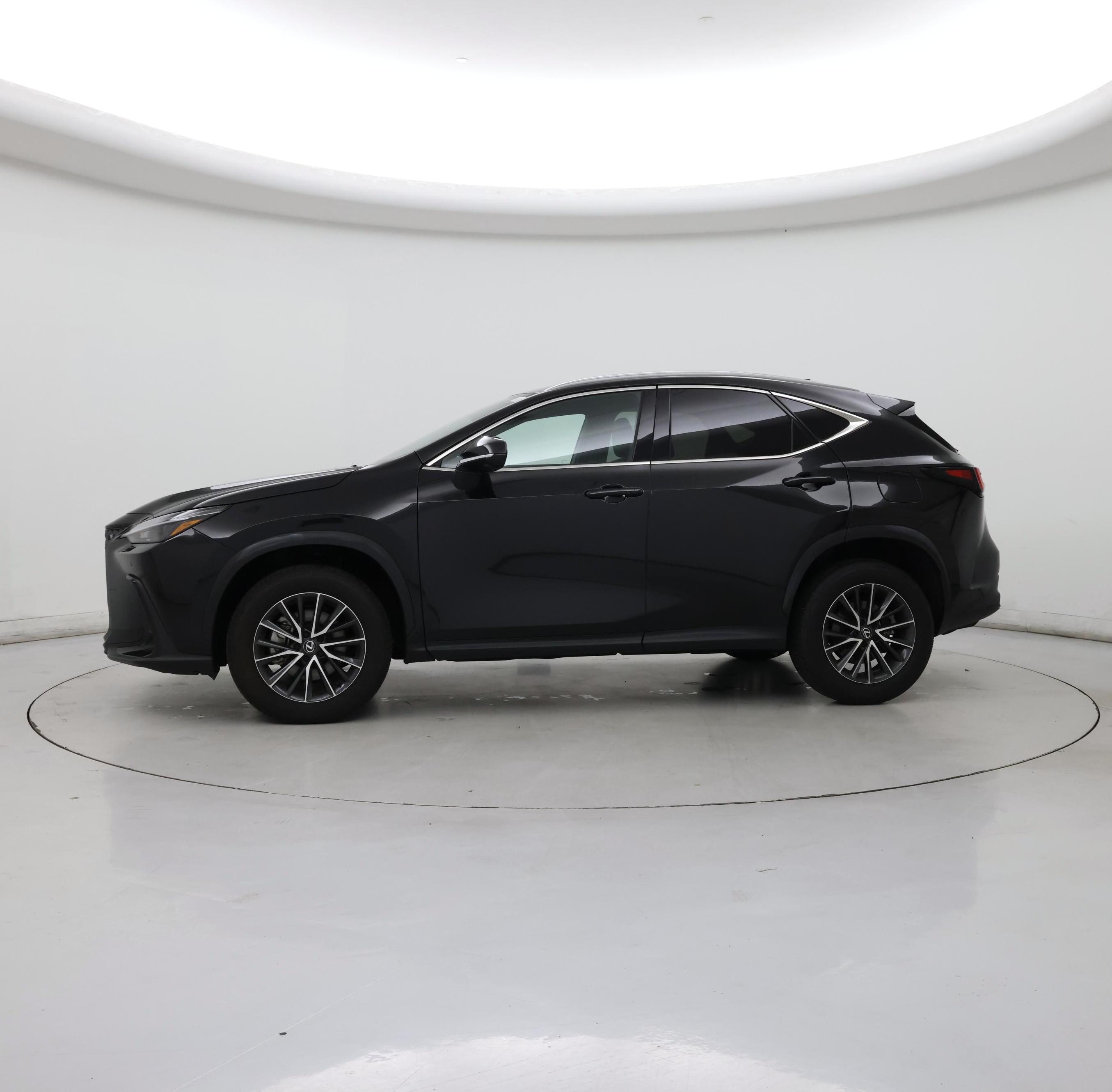 Thumbnail: 2024 Lexus NX - 3