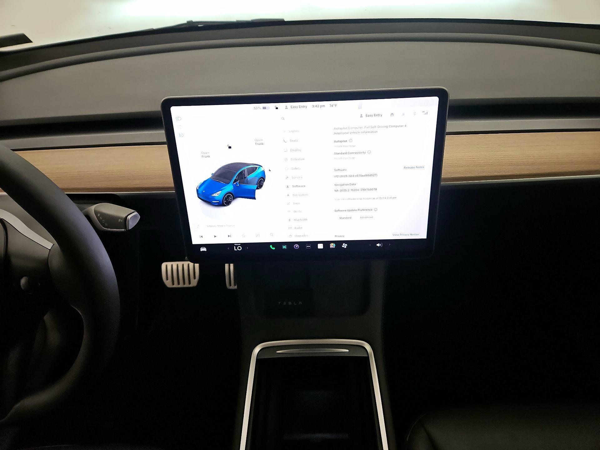Thumbnail: 2023 Tesla Model Y - 9