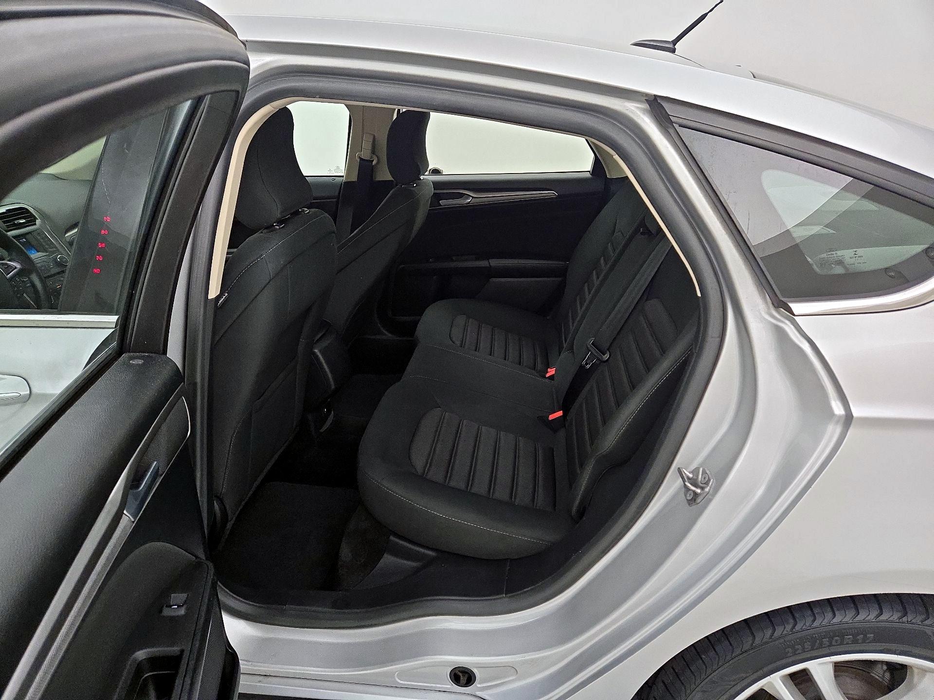 Thumbnail: 2018 Ford Fusion - 18