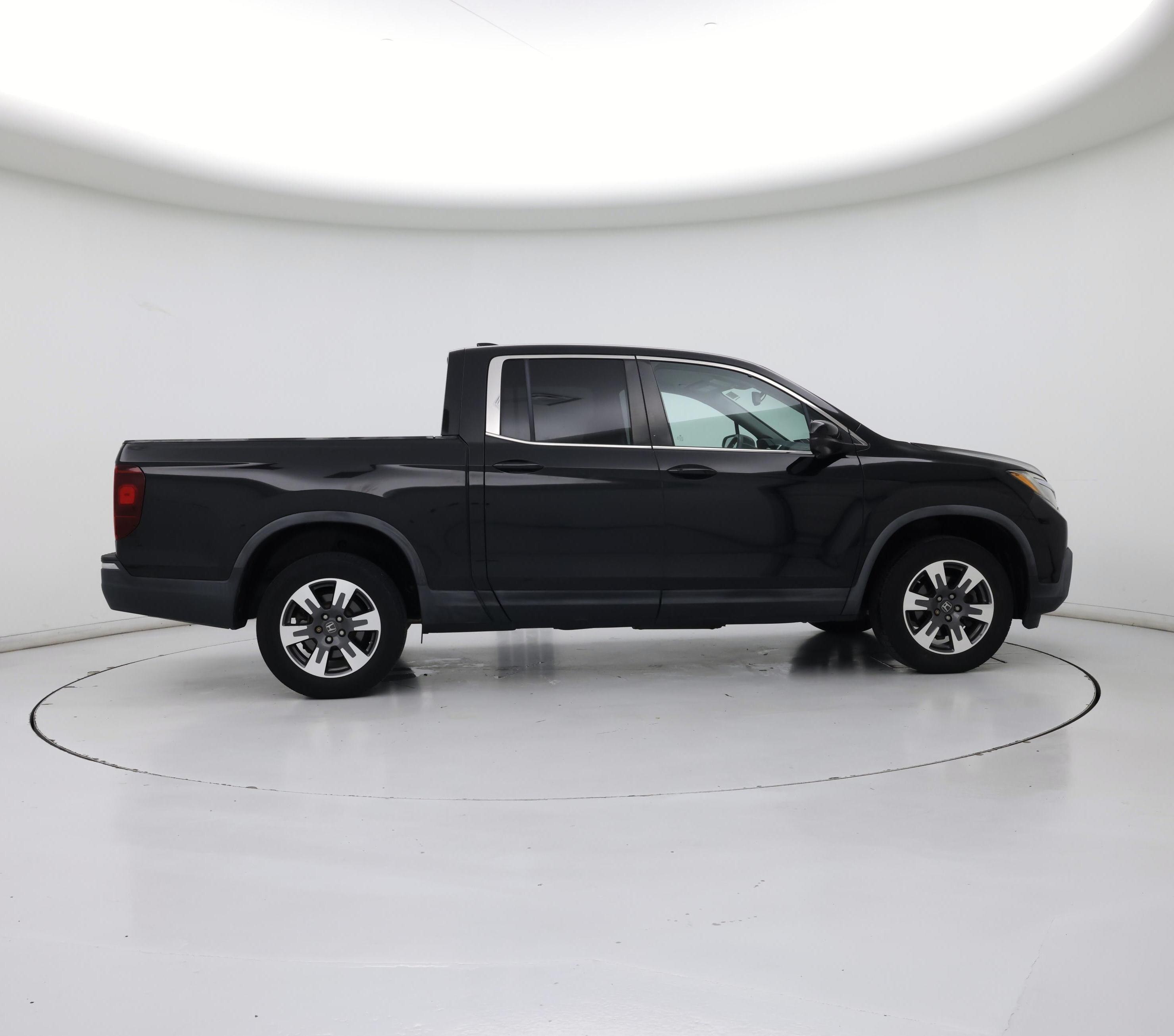 Thumbnail: 2017 Honda Ridgeline - 7