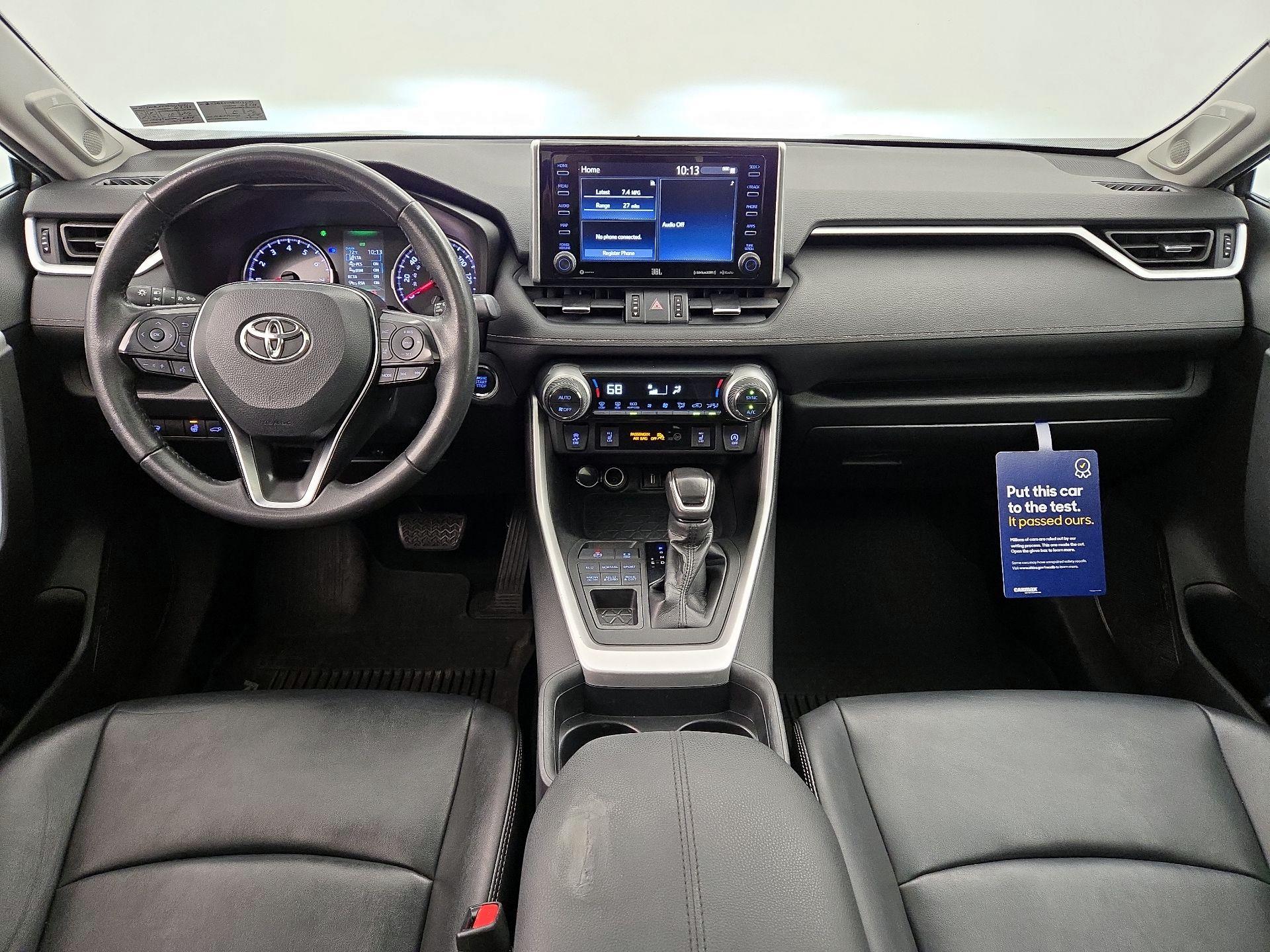Thumbnail: 2020 Toyota RAV4 - 9