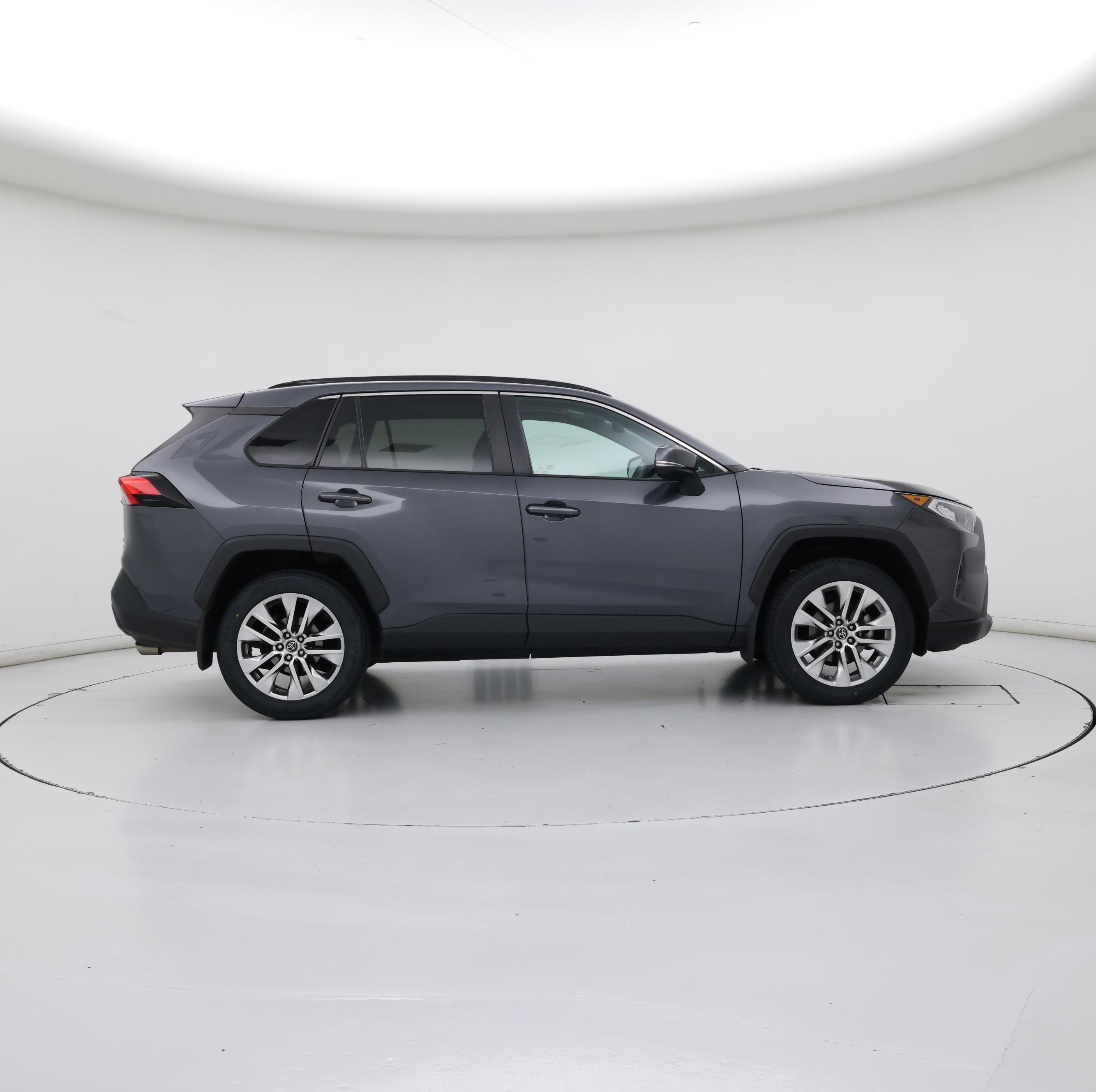 Thumbnail: 2020 Toyota RAV4 - 7