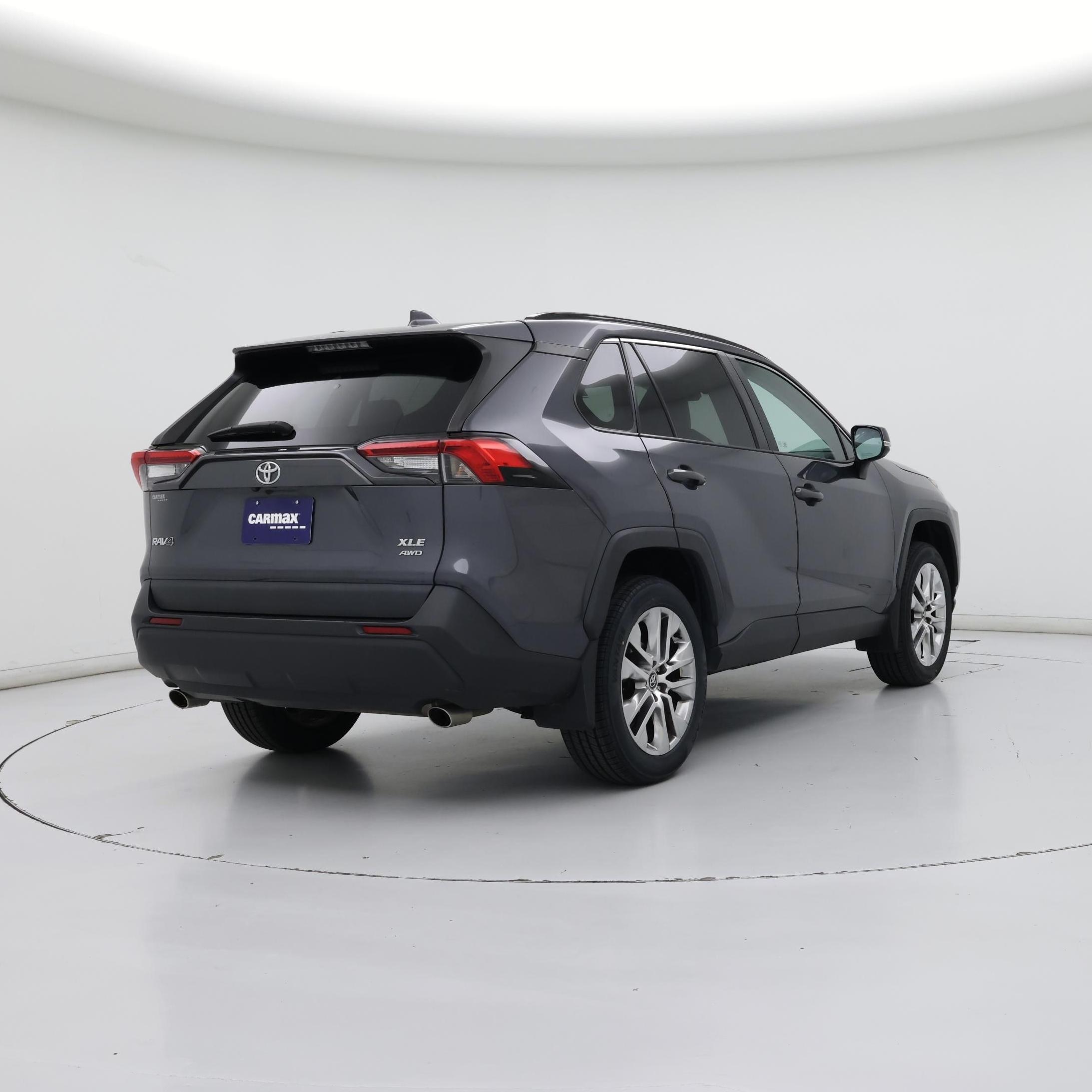 Thumbnail: 2020 Toyota RAV4 - 8