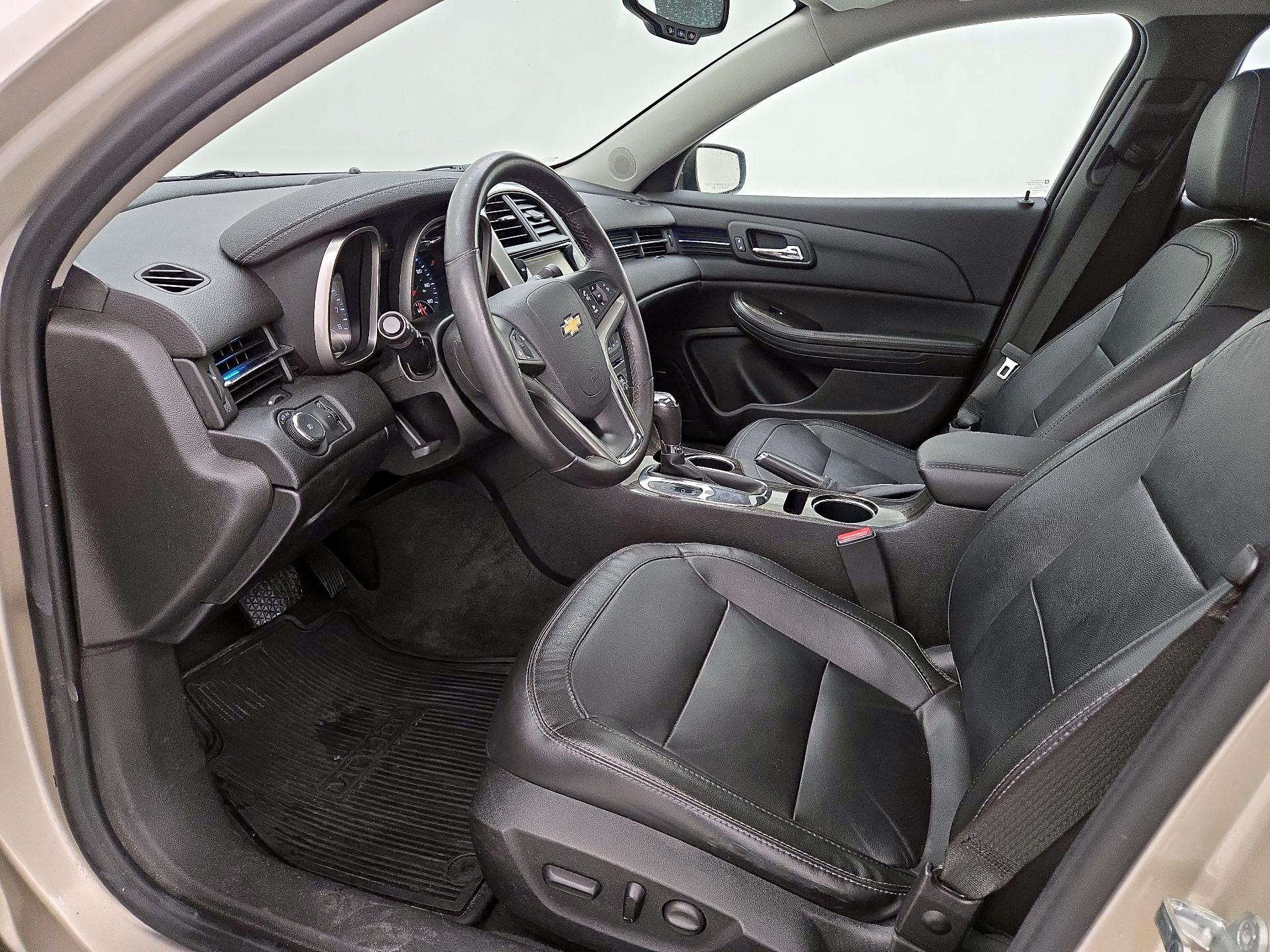 Thumbnail: 2015 Chevrolet Malibu - 11