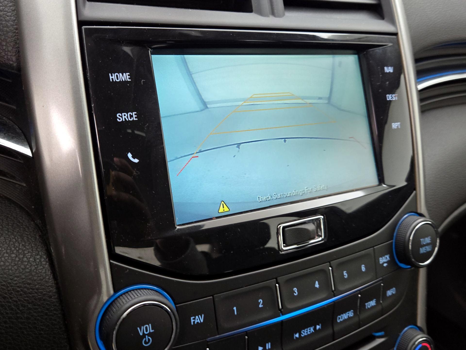 Thumbnail: 2015 Chevrolet Malibu - 14
