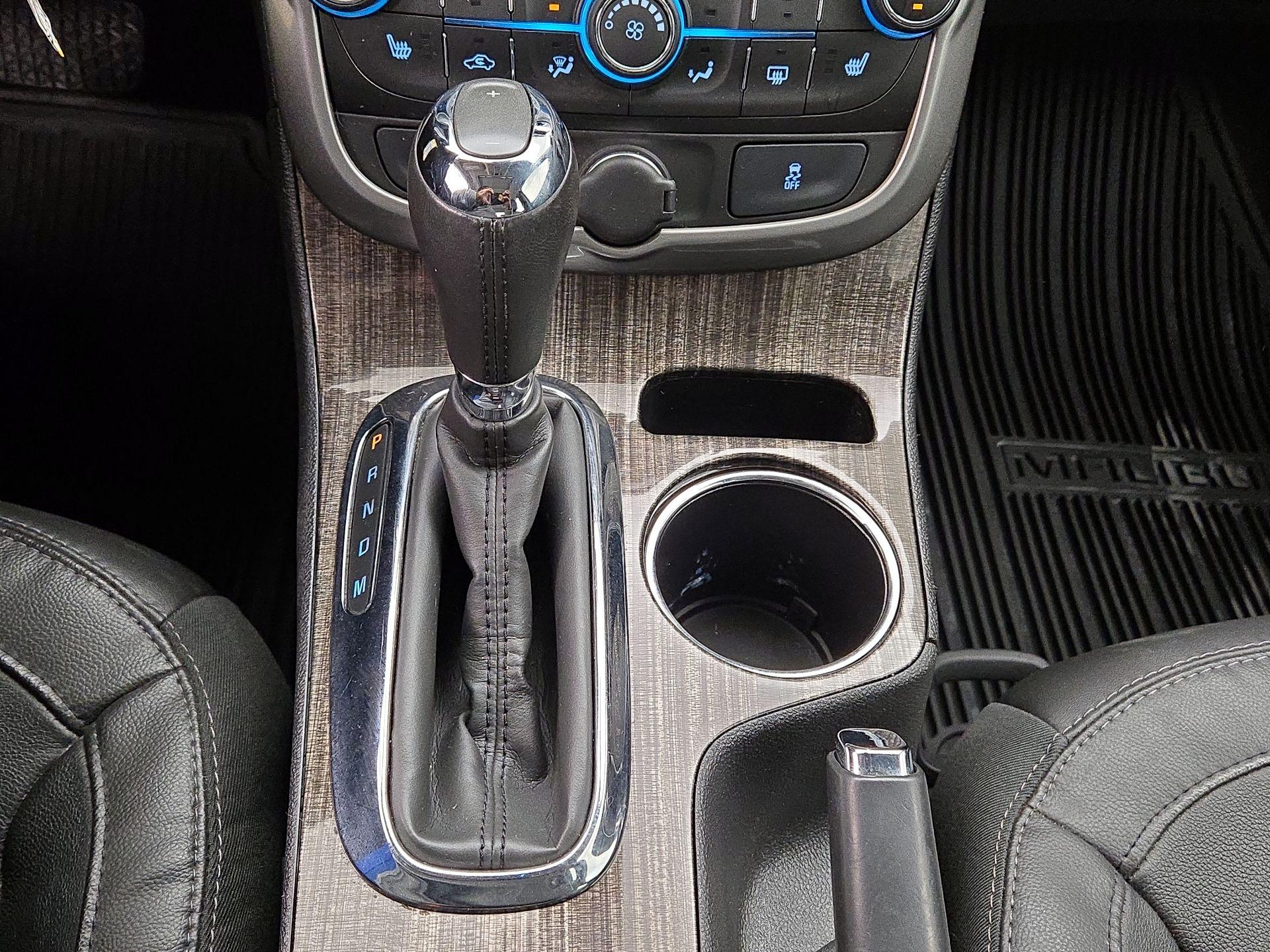 Thumbnail: 2015 Chevrolet Malibu - 17