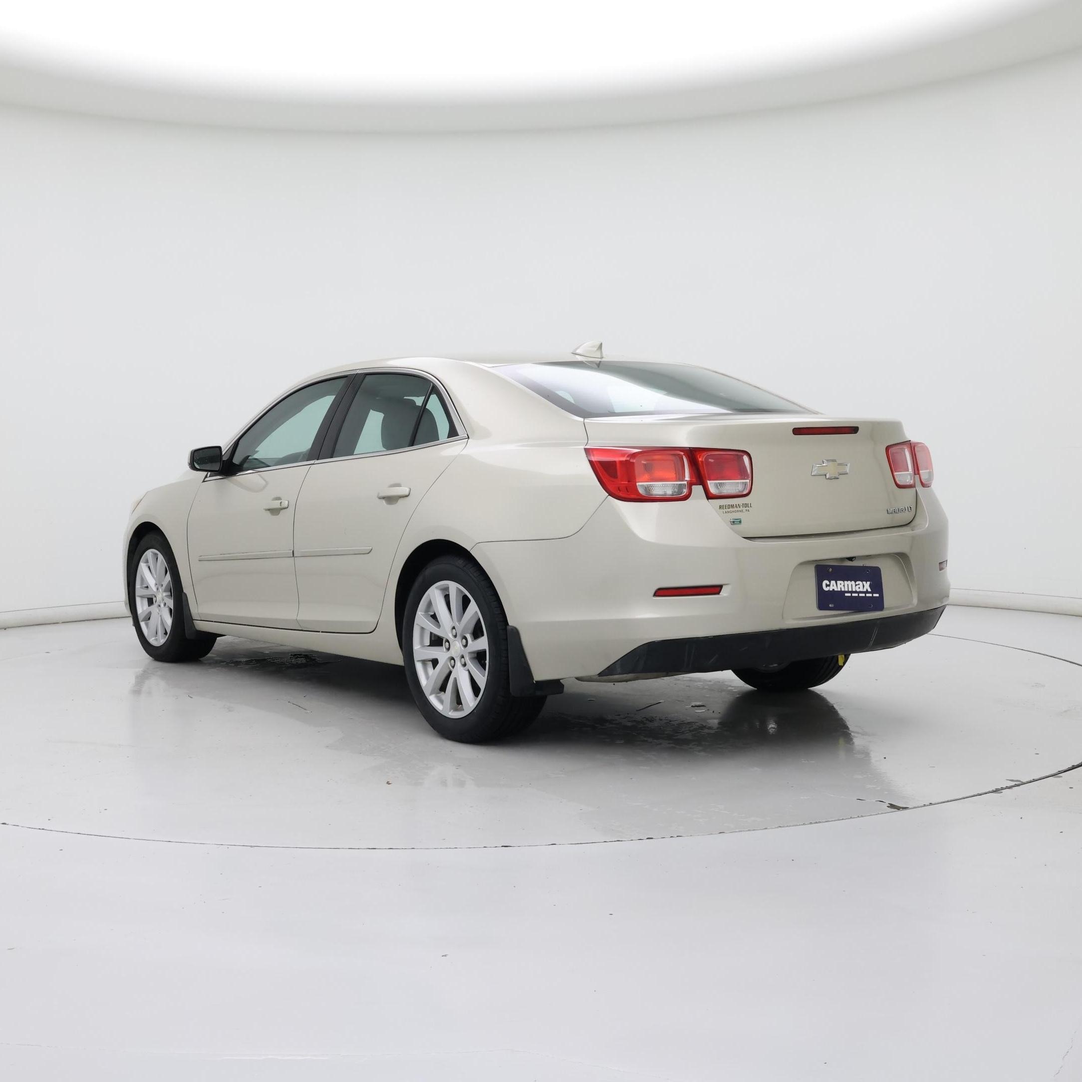 Thumbnail: 2015 Chevrolet Malibu - 2