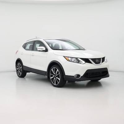 White 2017 Nissan Rogue Sport SL