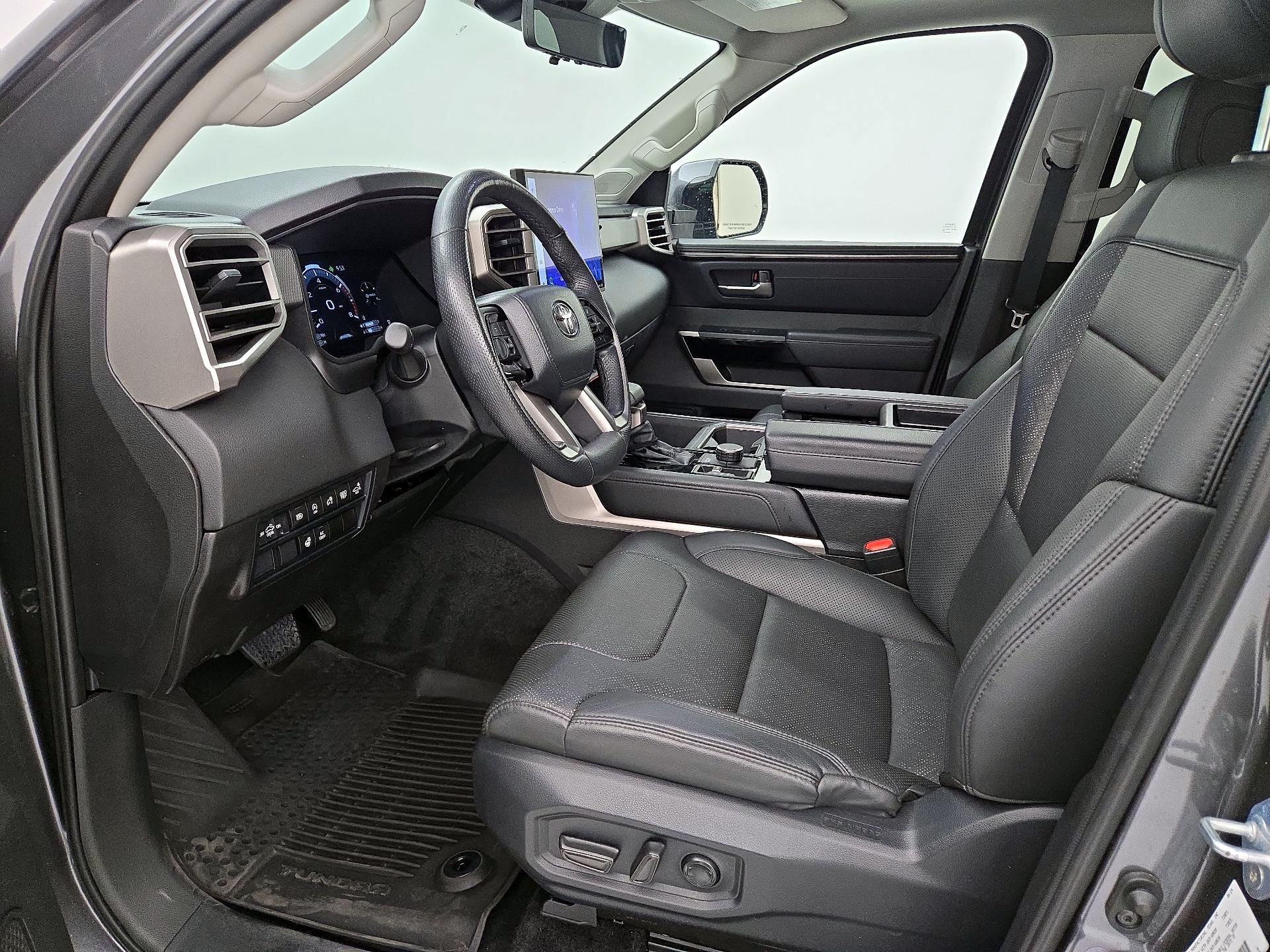 Thumbnail: 2024 Toyota Tundra - 11