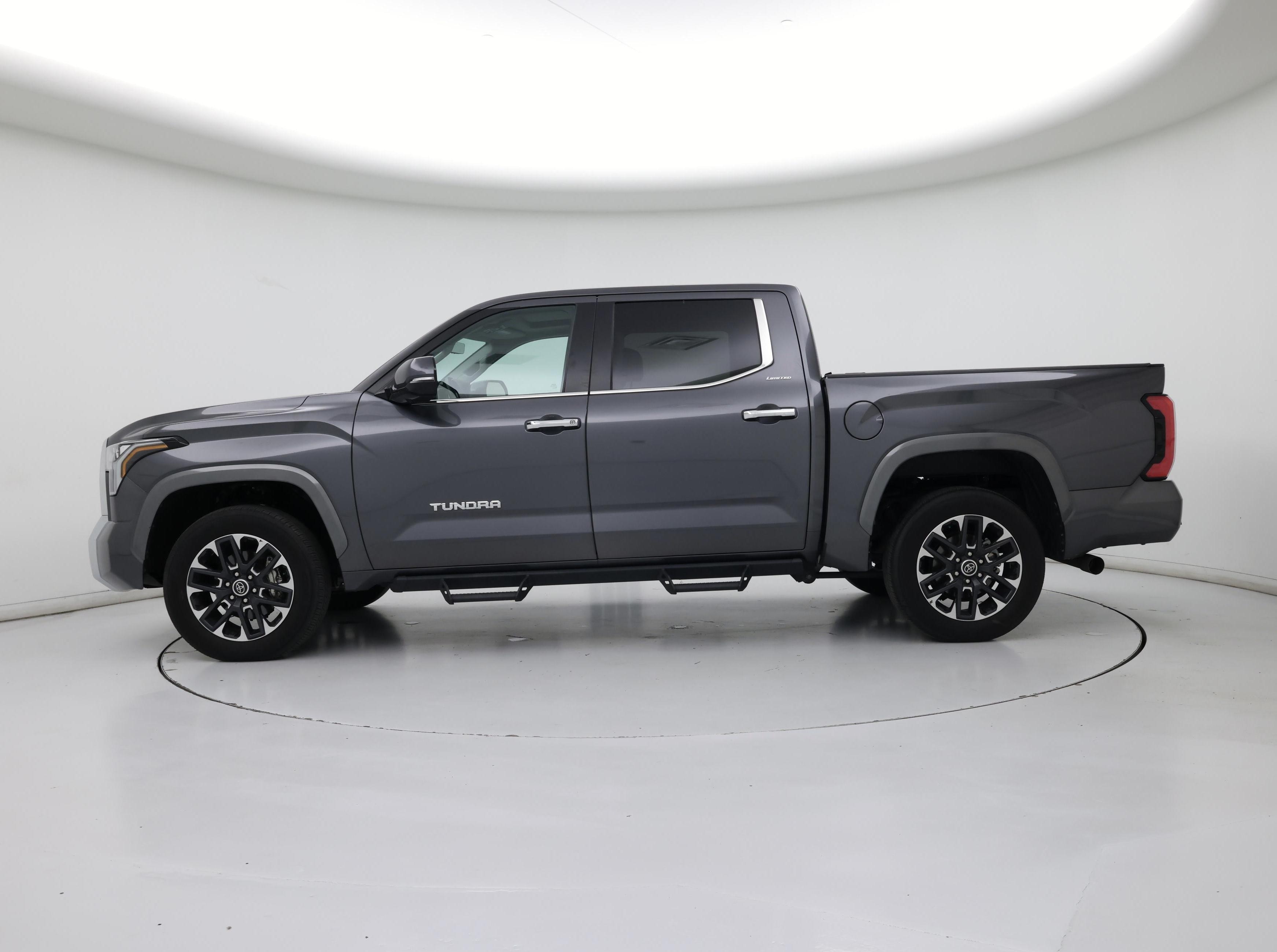 Thumbnail: 2024 Toyota Tundra - 3