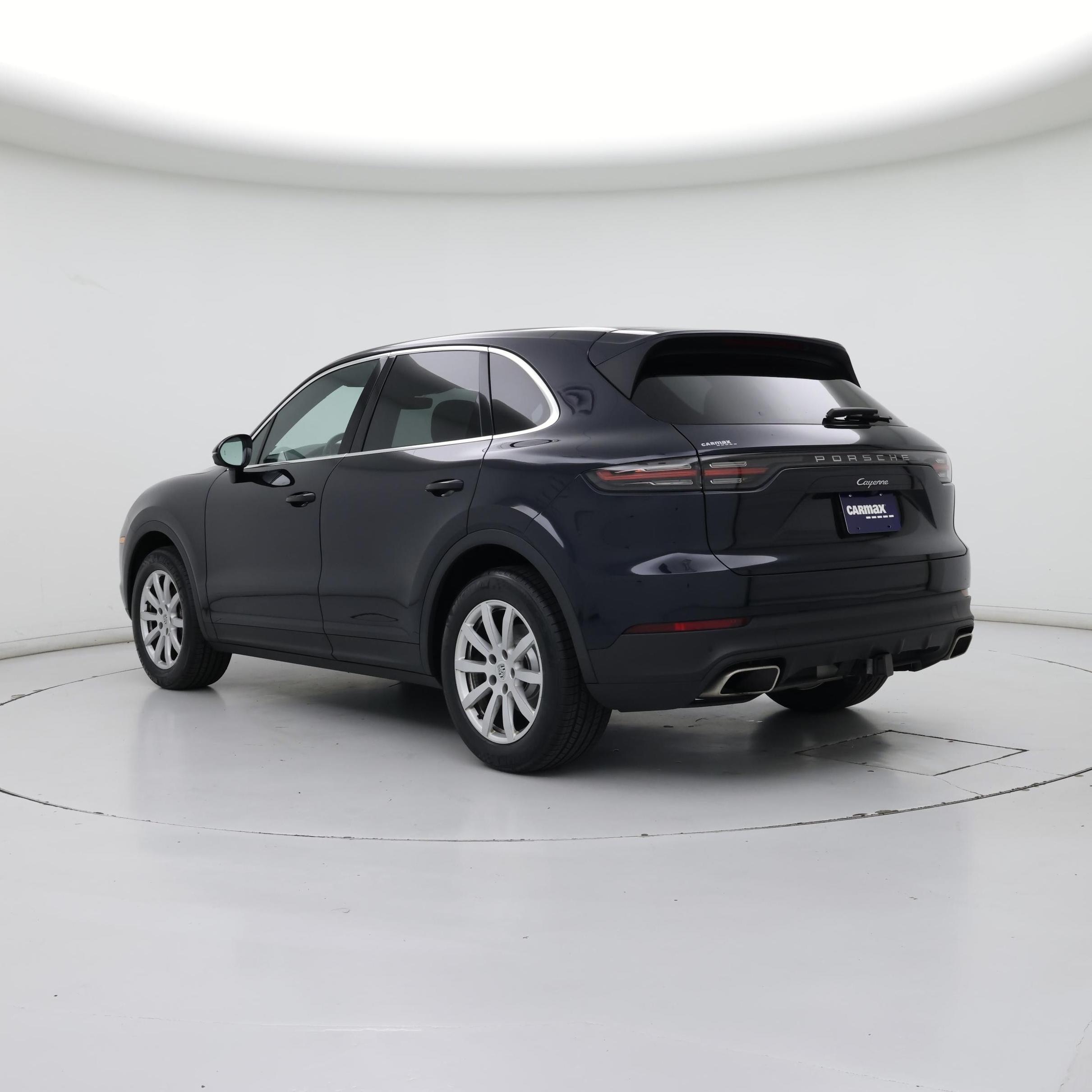 Thumbnail: 2019 Porsche Cayenne - 2