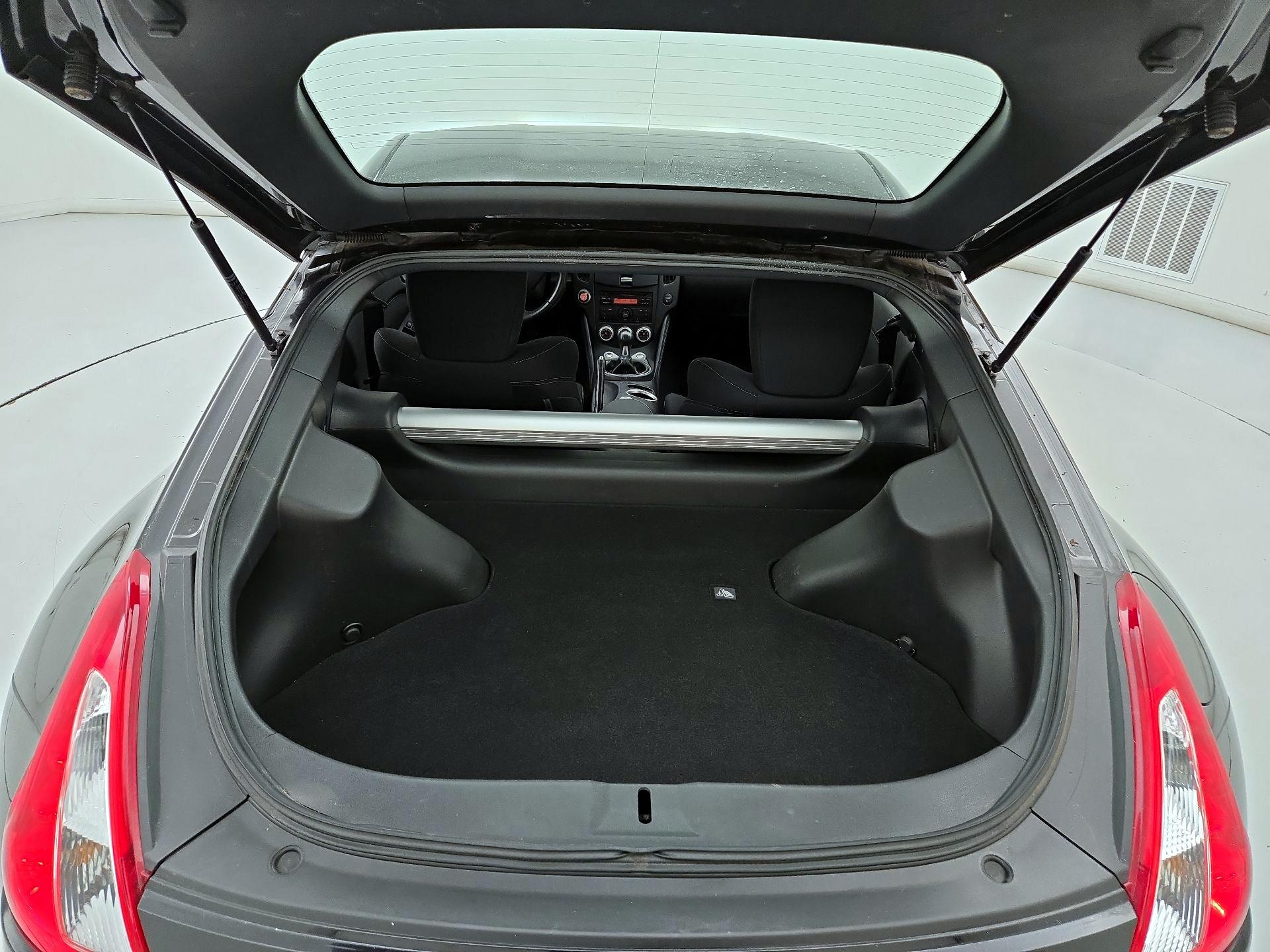 Thumbnail: 2014 Nissan Z - 18