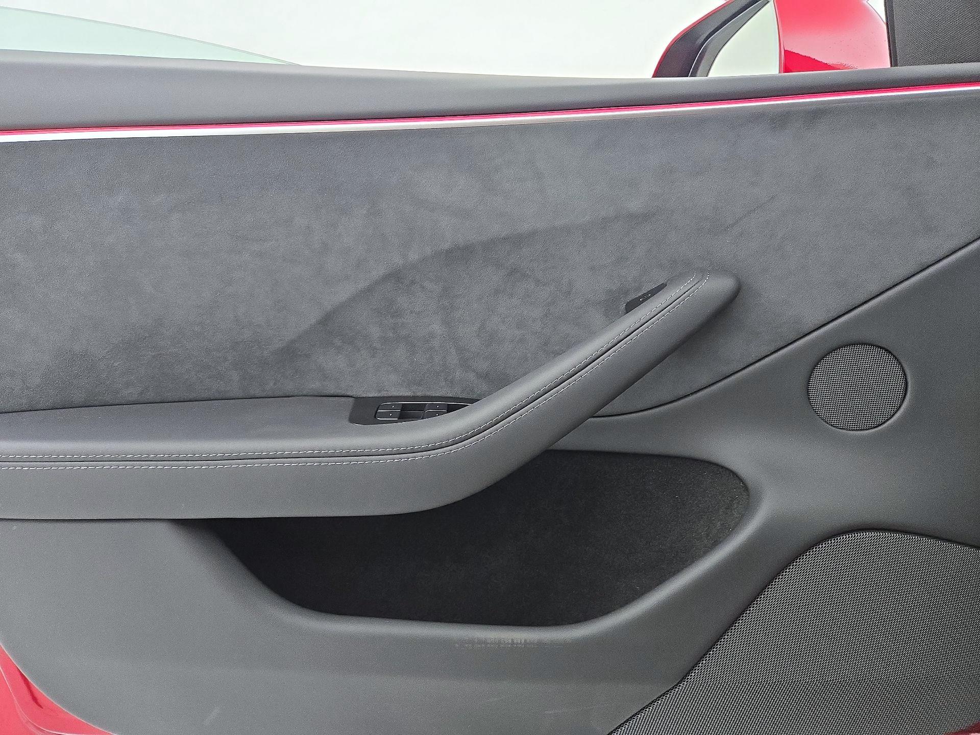 Thumbnail: 2024 Tesla Model 3 - 12