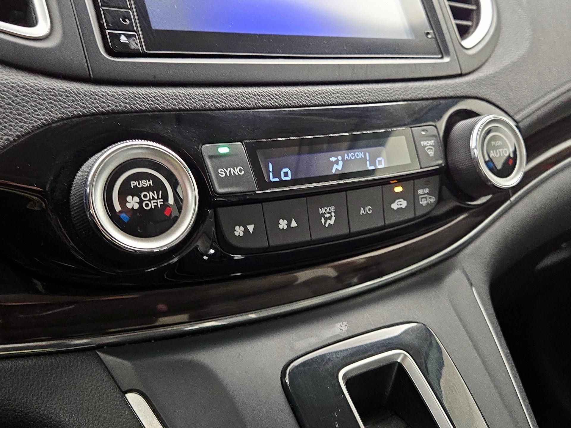 Thumbnail: 2015 Honda CR-V - 16