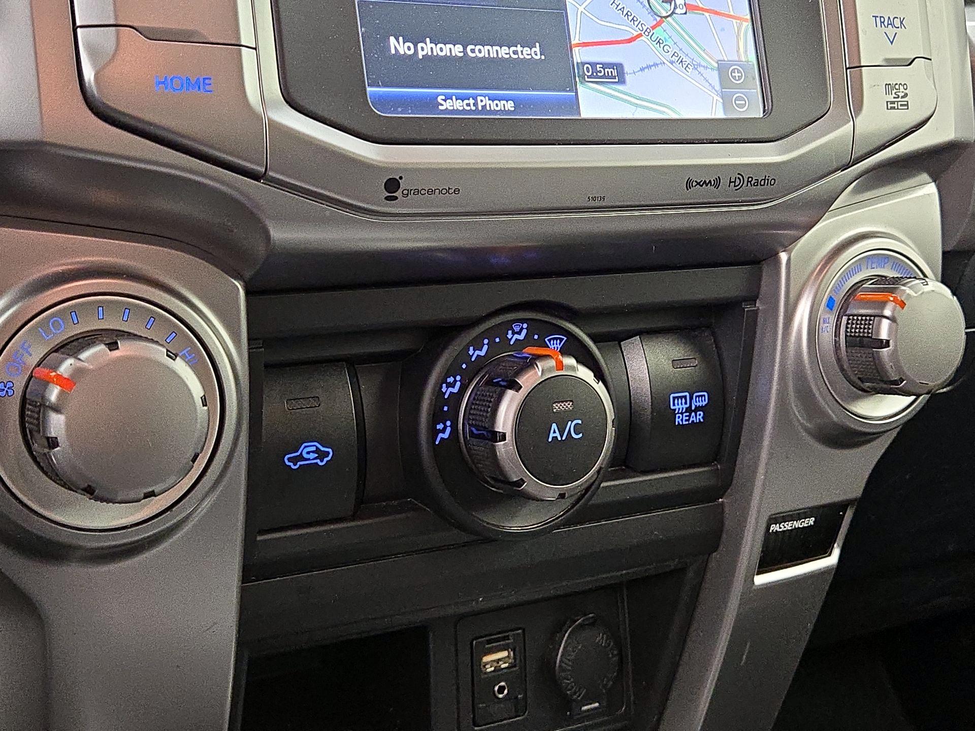 Thumbnail: 2017 Toyota 4Runner - 16