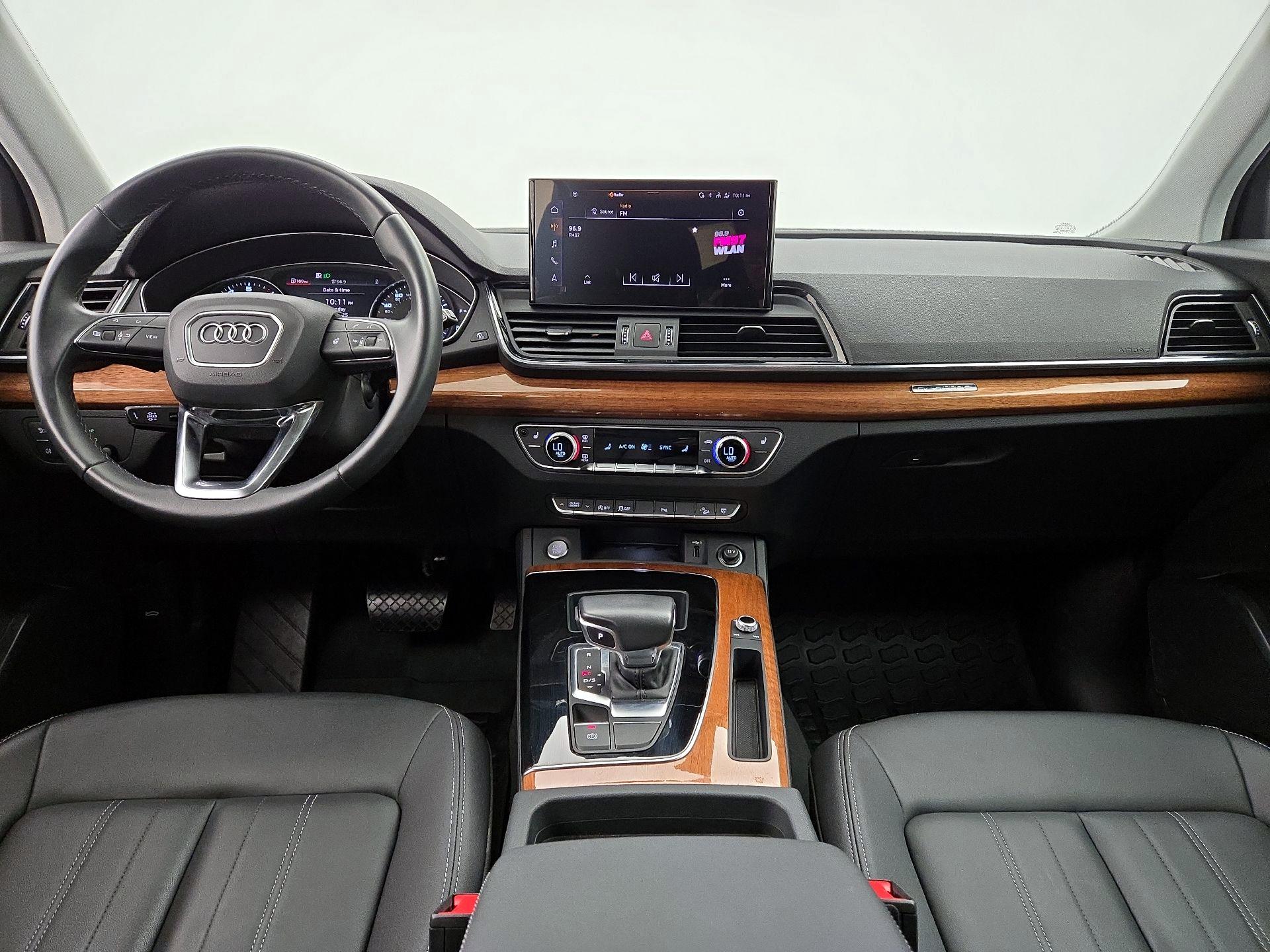 Thumbnail: 2023 Audi Q5 - 9