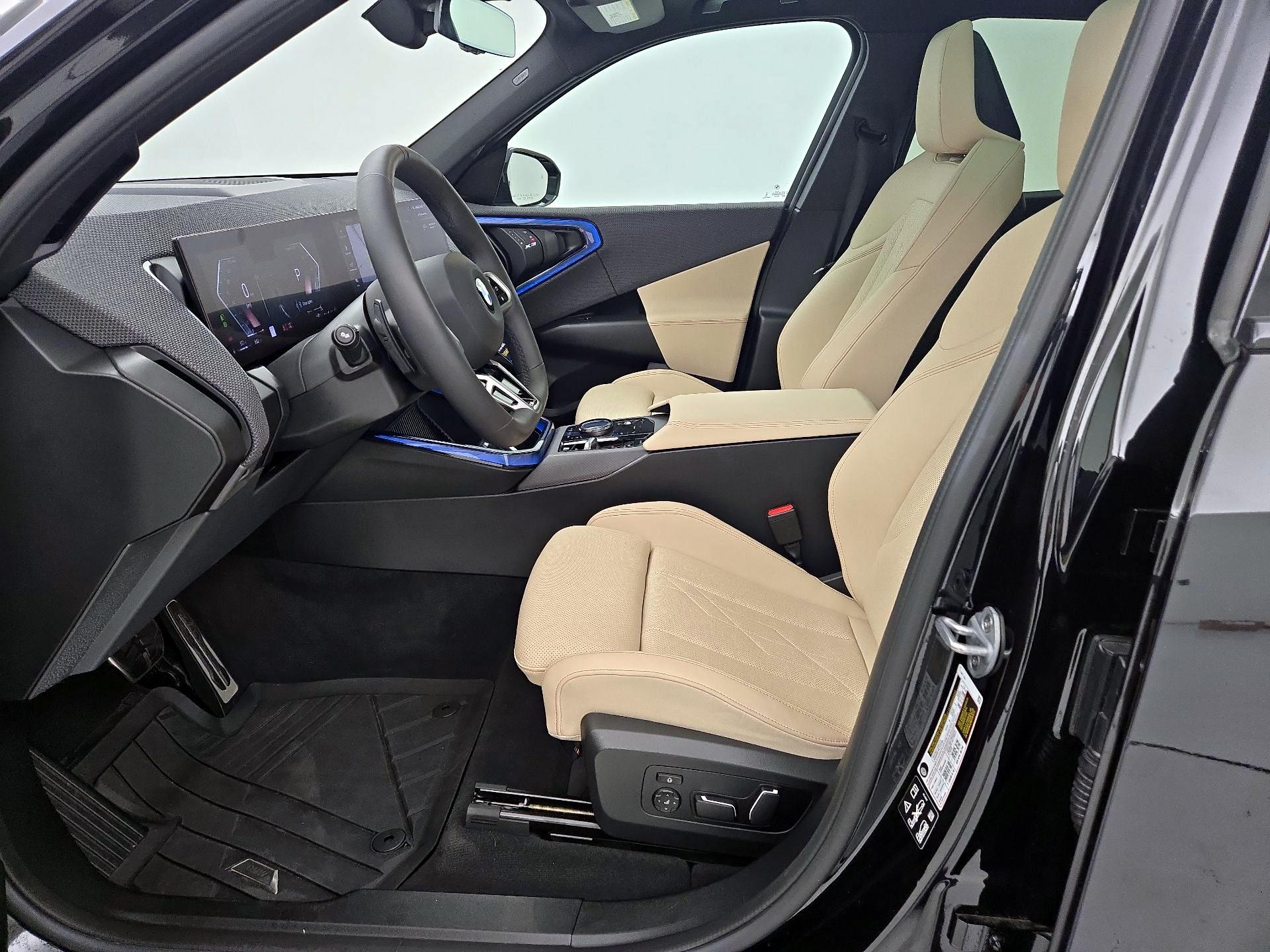 Thumbnail: 2025 BMW X3 - 11