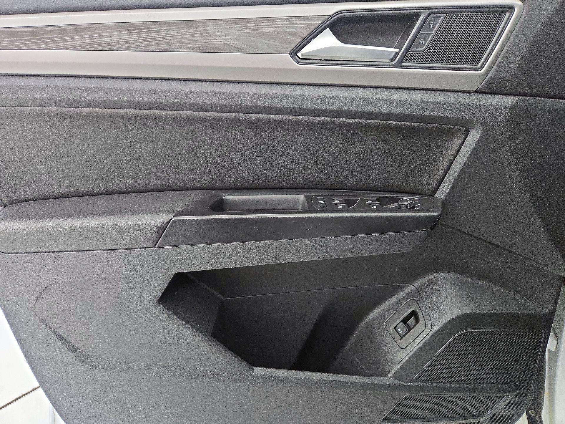 Thumbnail: 2020 Volkswagen Atlas - 12