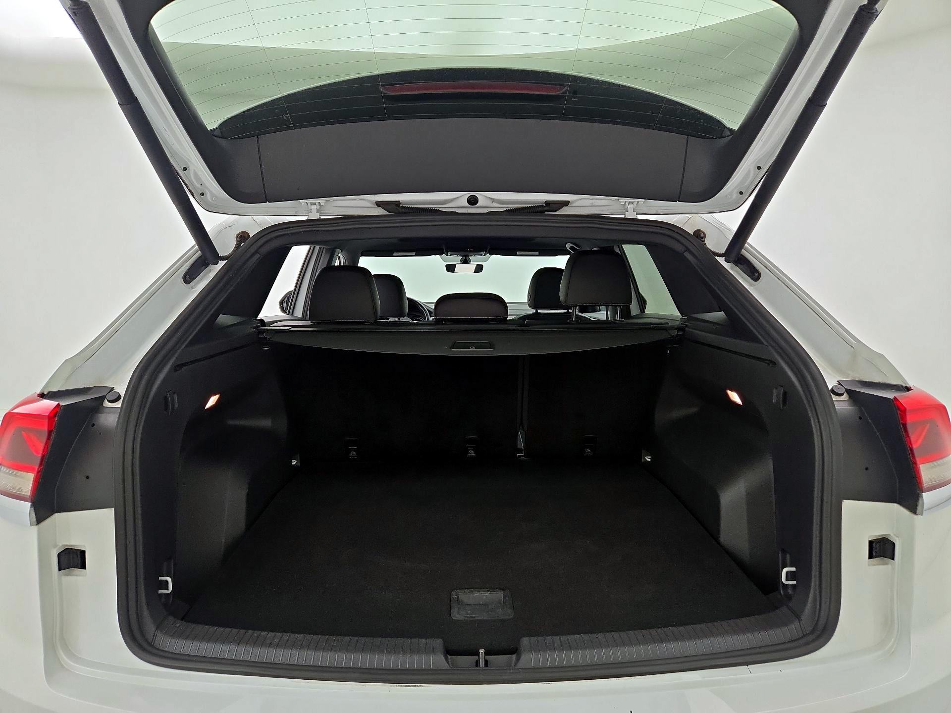 Thumbnail: 2020 Volkswagen Atlas - 20