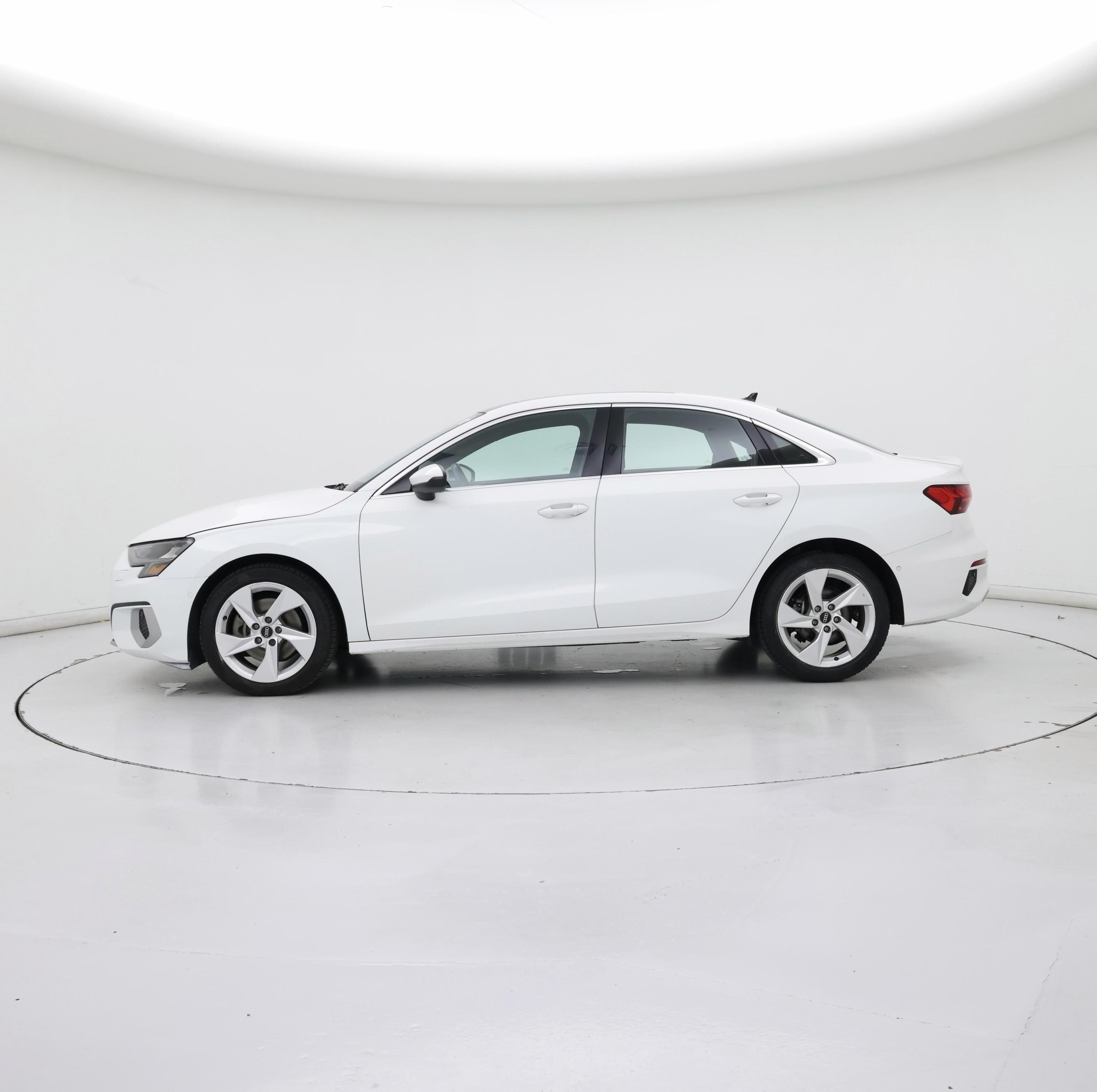 Thumbnail: 2022 Audi A3 - 3