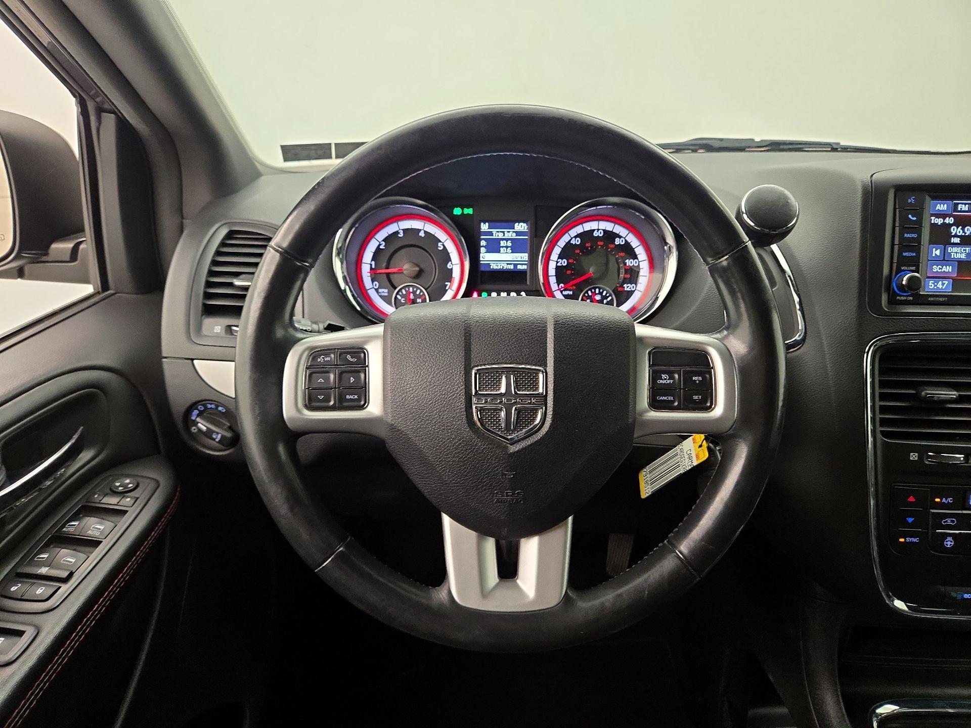 Thumbnail: 2019 Dodge Grand Caravan - 10