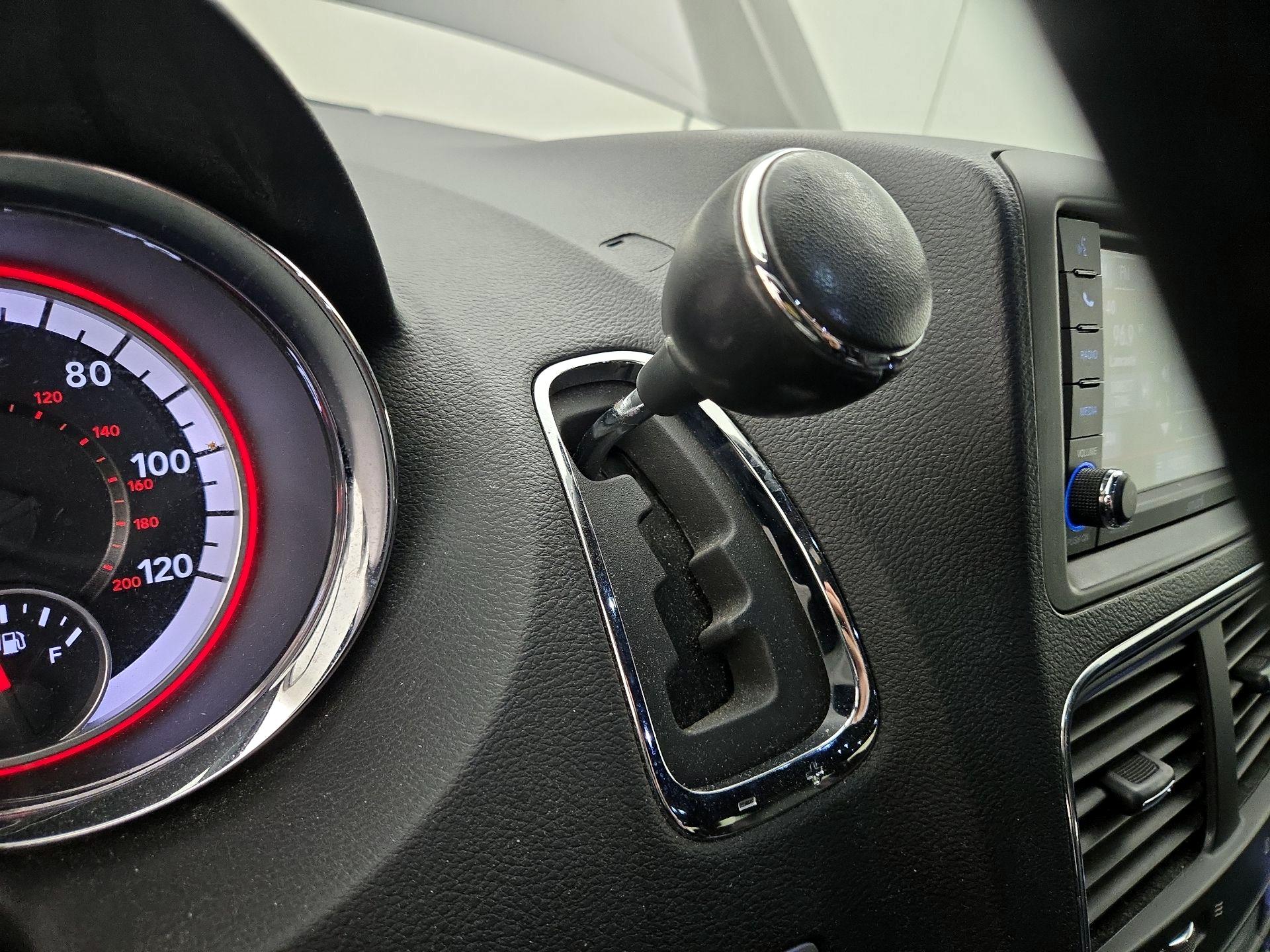 Thumbnail: 2019 Dodge Grand Caravan - 17