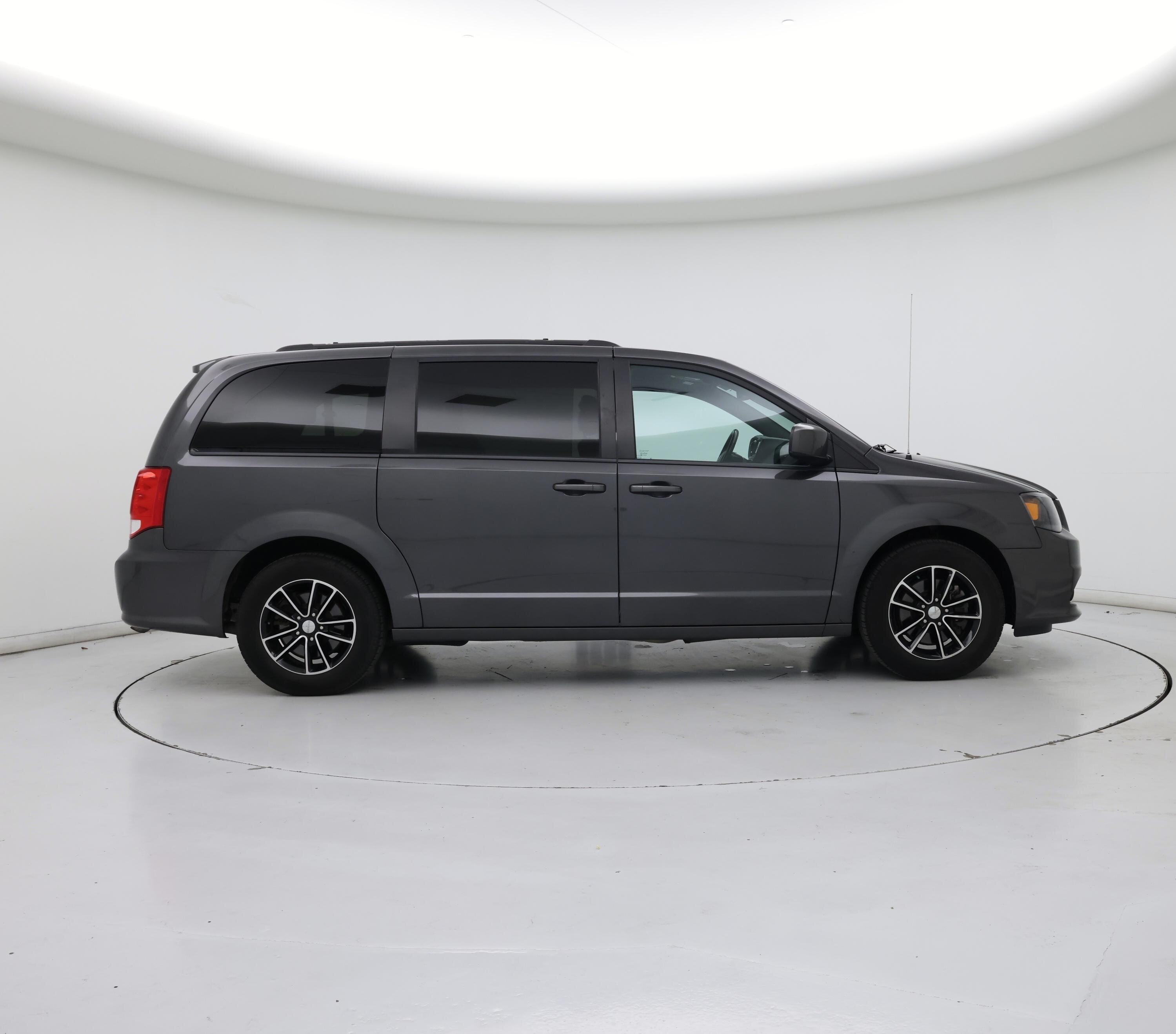 Thumbnail: 2019 Dodge Grand Caravan - 7