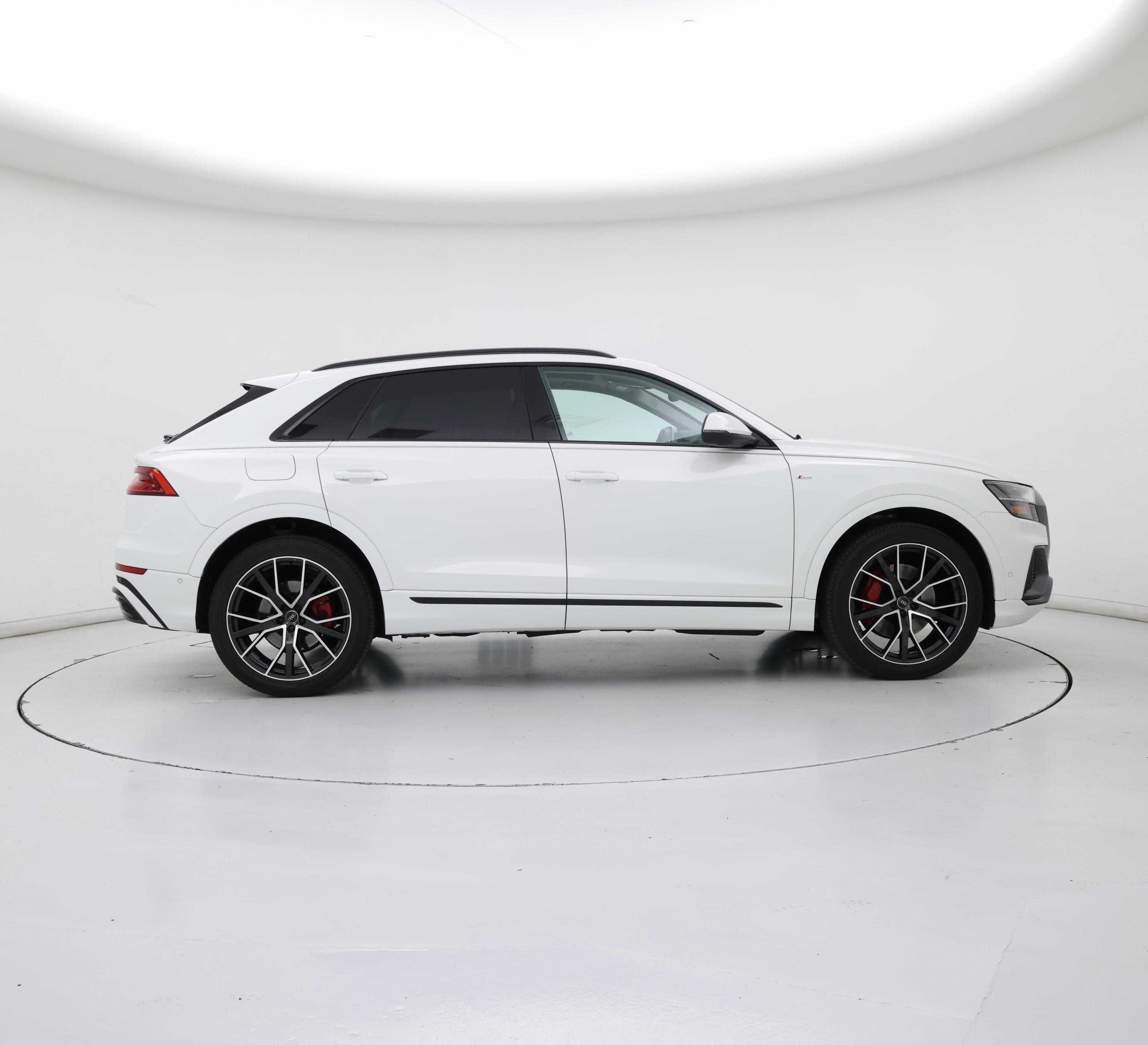 Thumbnail: 2019 Audi Q8 - 7