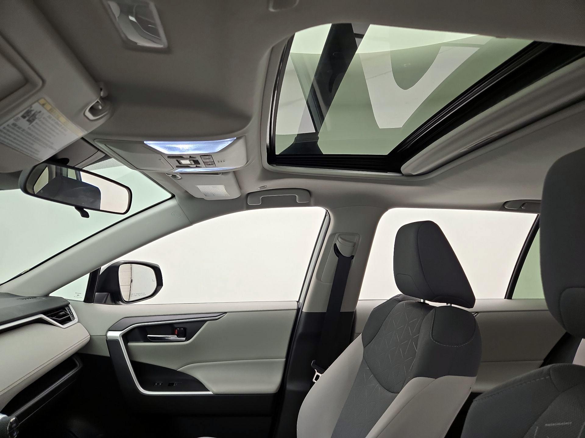 Thumbnail: 2023 Toyota RAV4 - 19