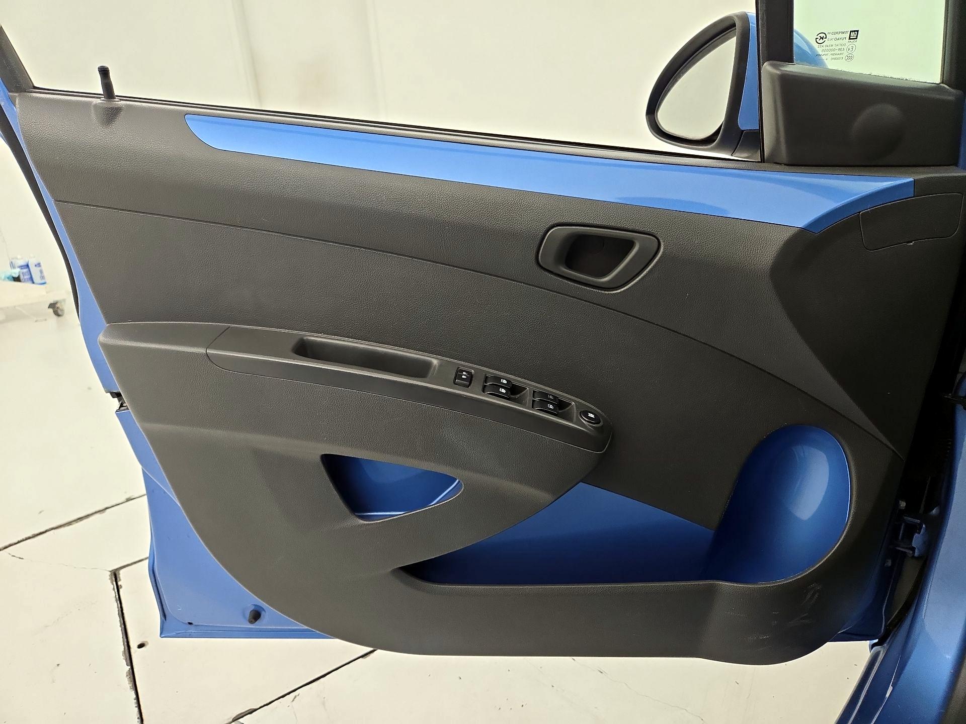 Thumbnail: 2015 Chevrolet Spark - 12