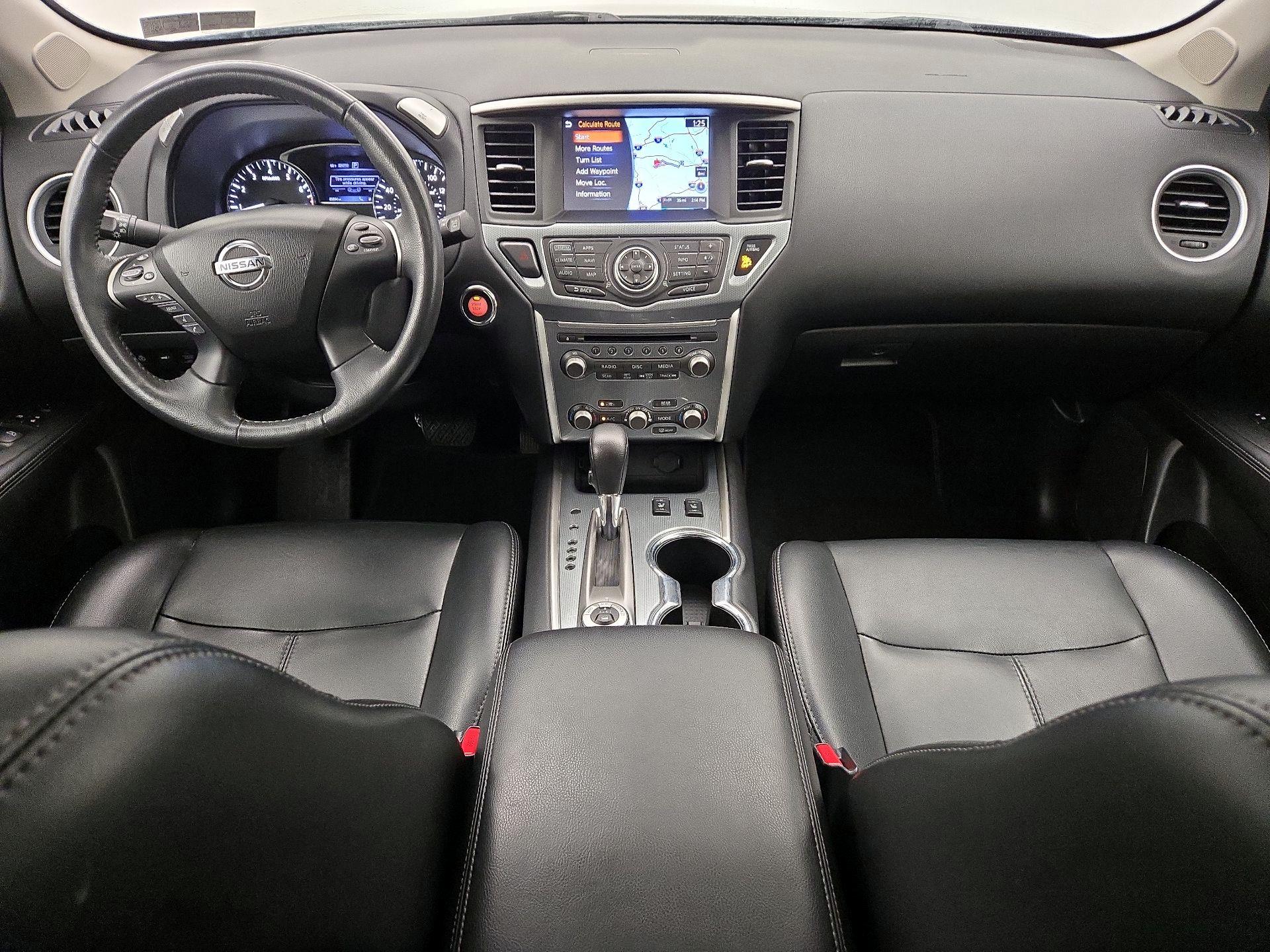 Thumbnail: 2017 Nissan Pathfinder - 9