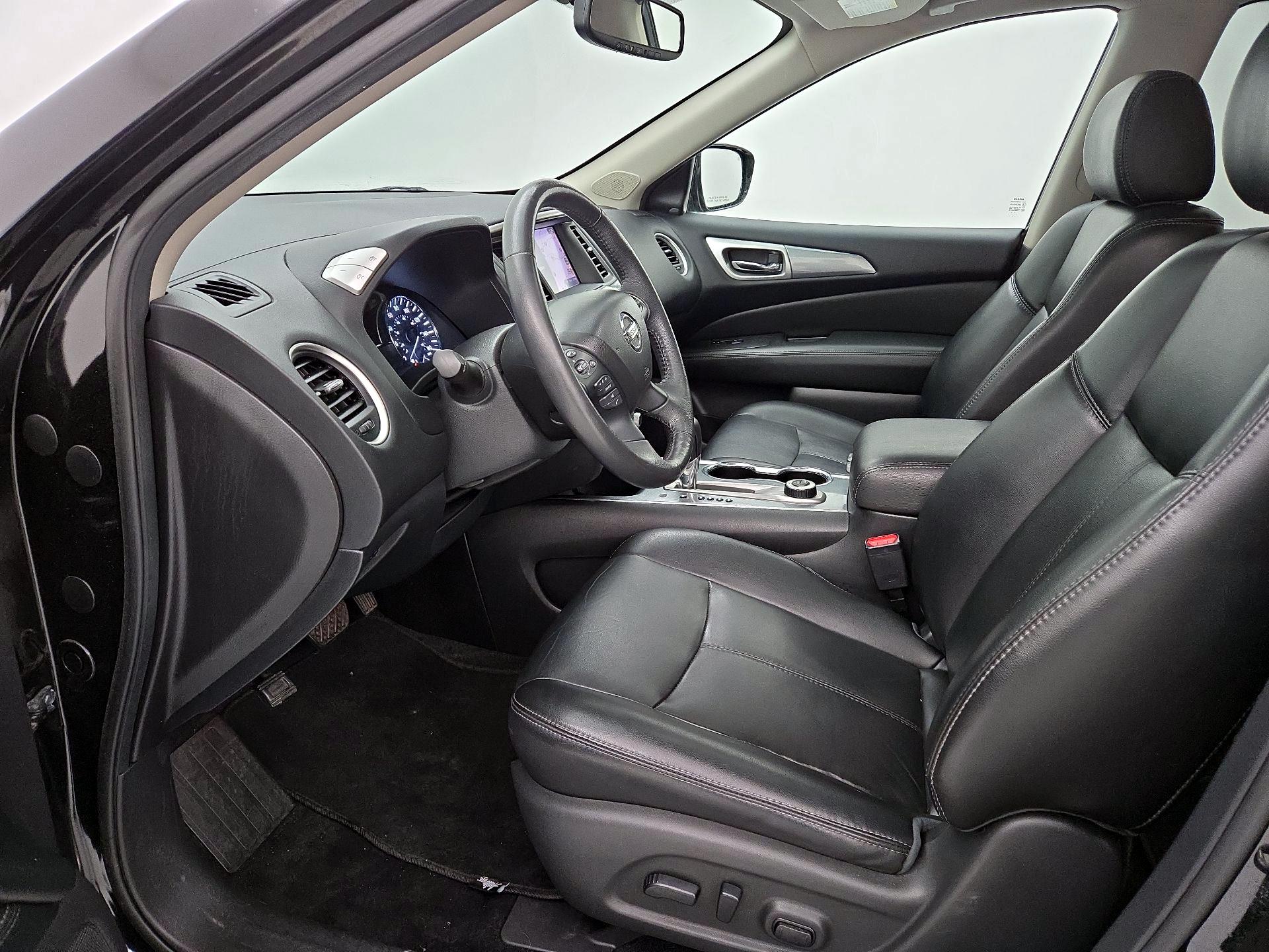 Thumbnail: 2017 Nissan Pathfinder - 11