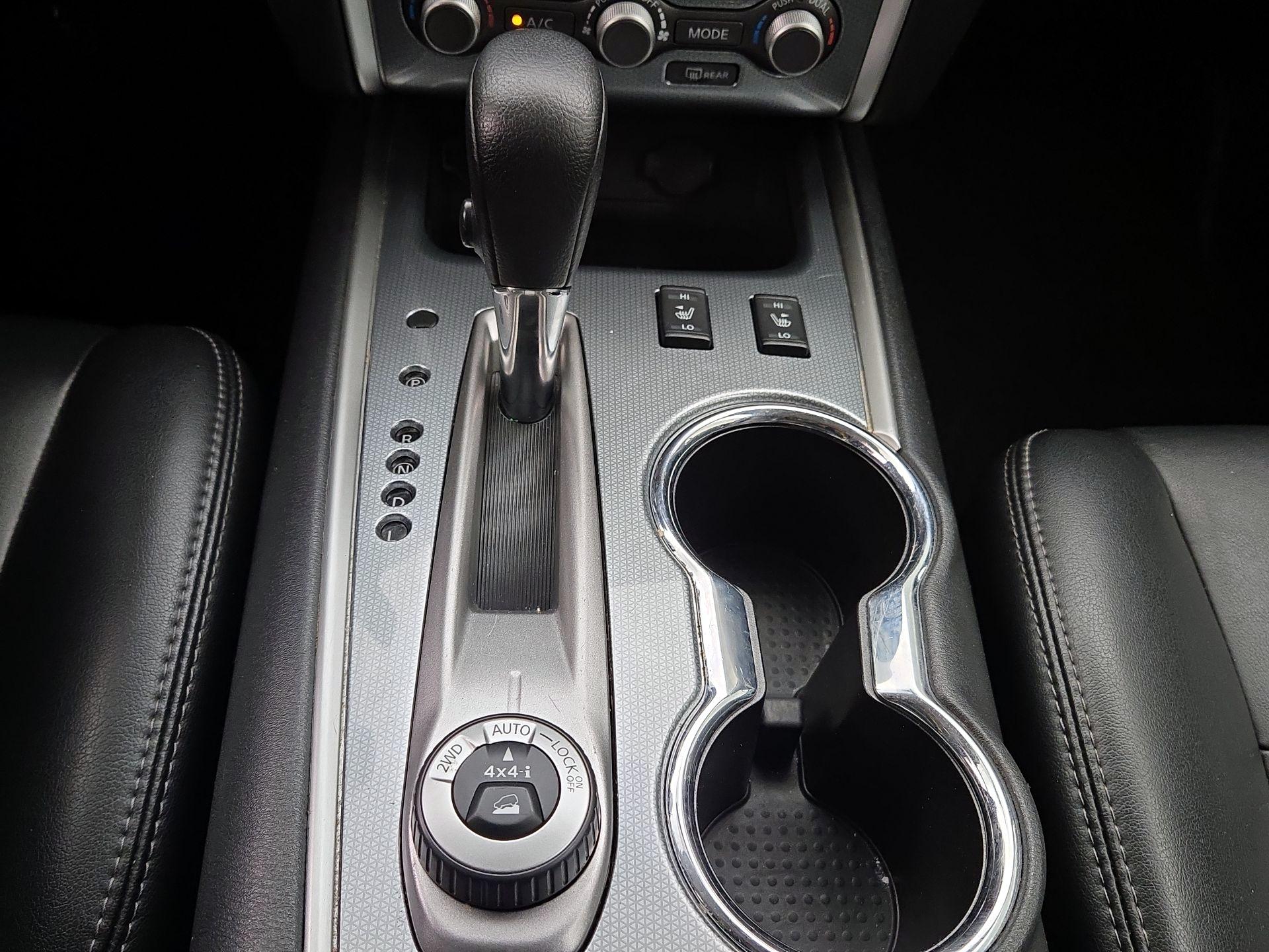 Thumbnail: 2017 Nissan Pathfinder - 17