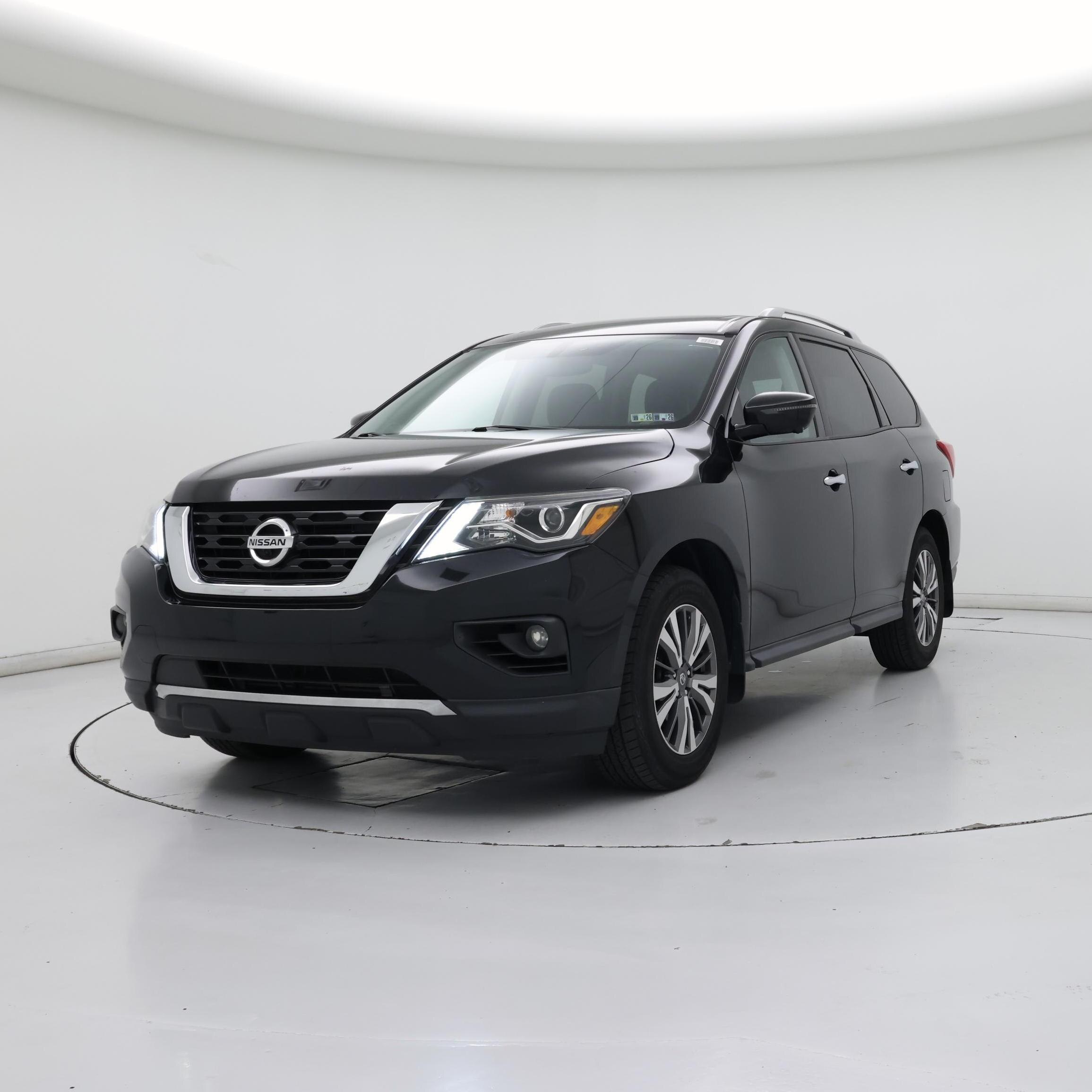 Thumbnail: 2017 Nissan Pathfinder - 4