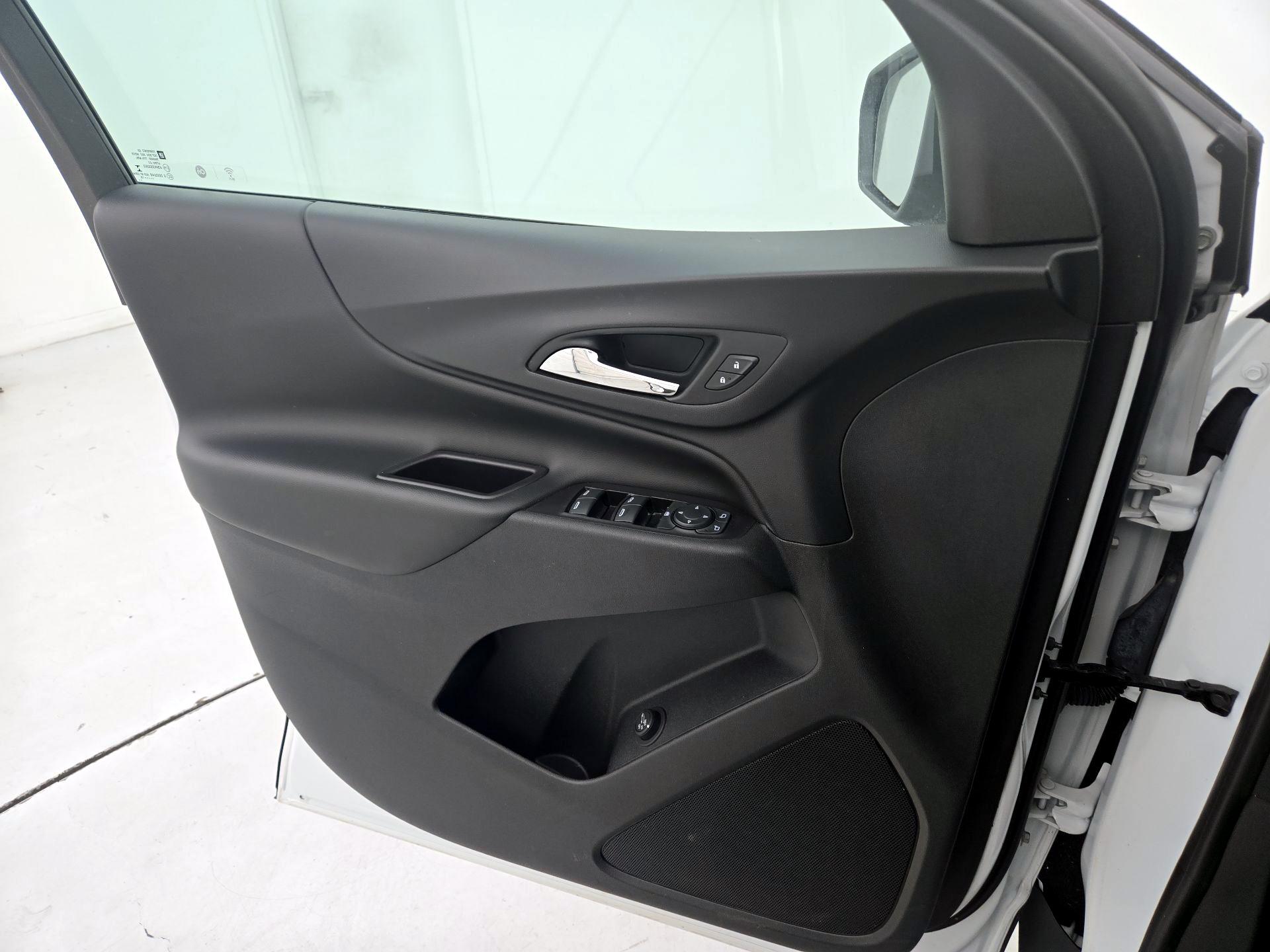 Thumbnail: 2019 Chevrolet Equinox - 12