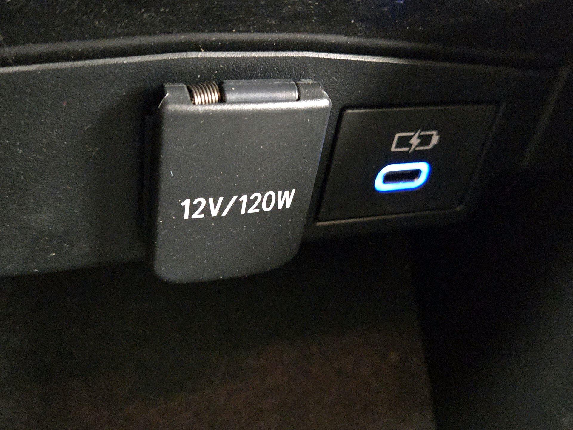 Thumbnail: 2022 Toyota Corolla - 17