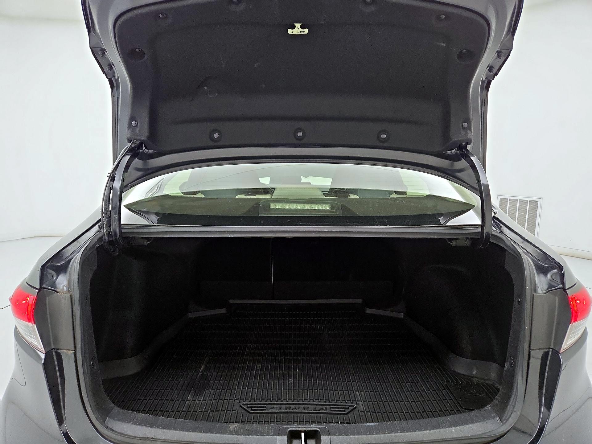 Thumbnail: 2022 Toyota Corolla - 19