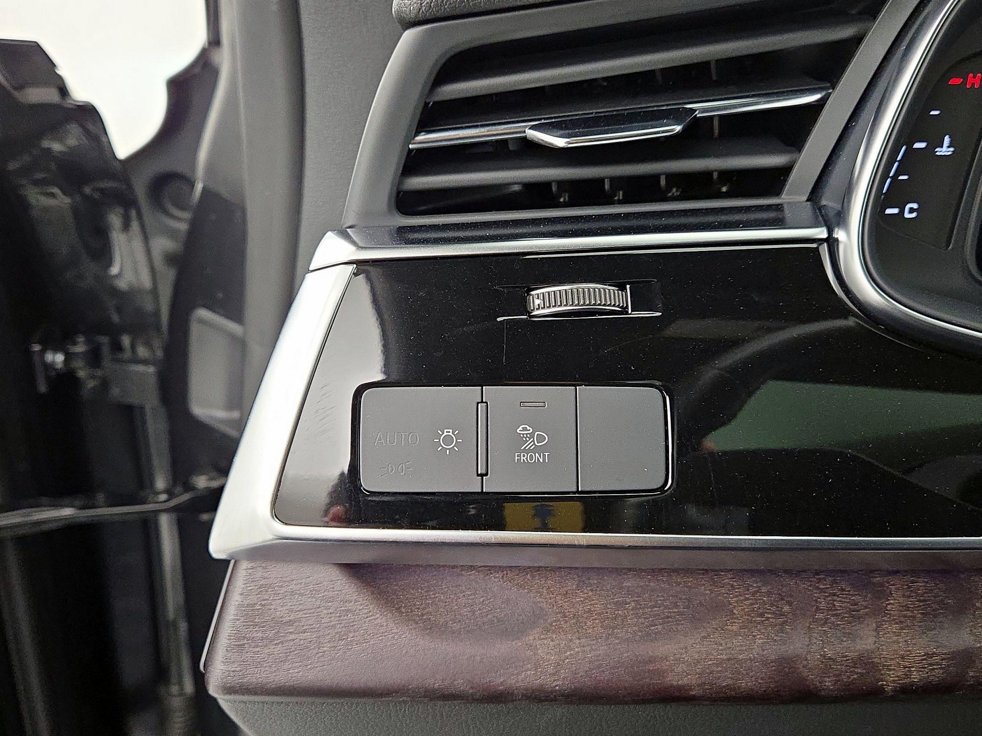 Thumbnail: 2019 Audi Q8 - 13