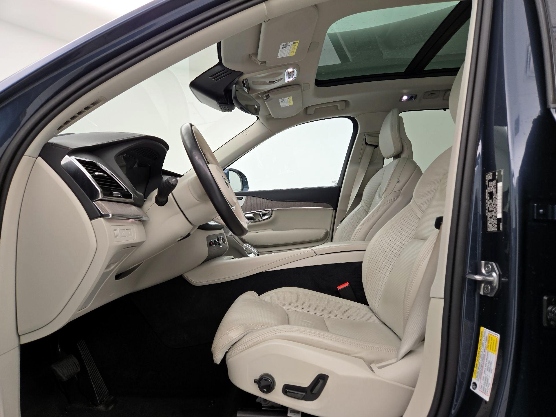 Thumbnail: 2021 Volvo XC90 - 11