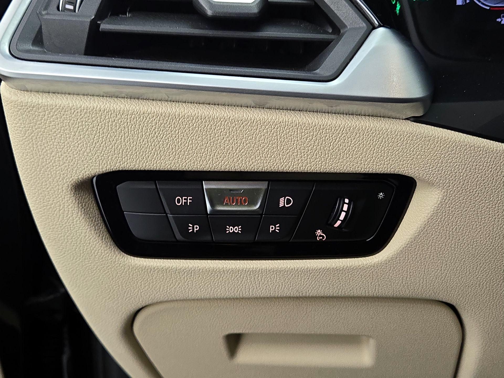 Thumbnail: 2020 BMW 3 Series - 13