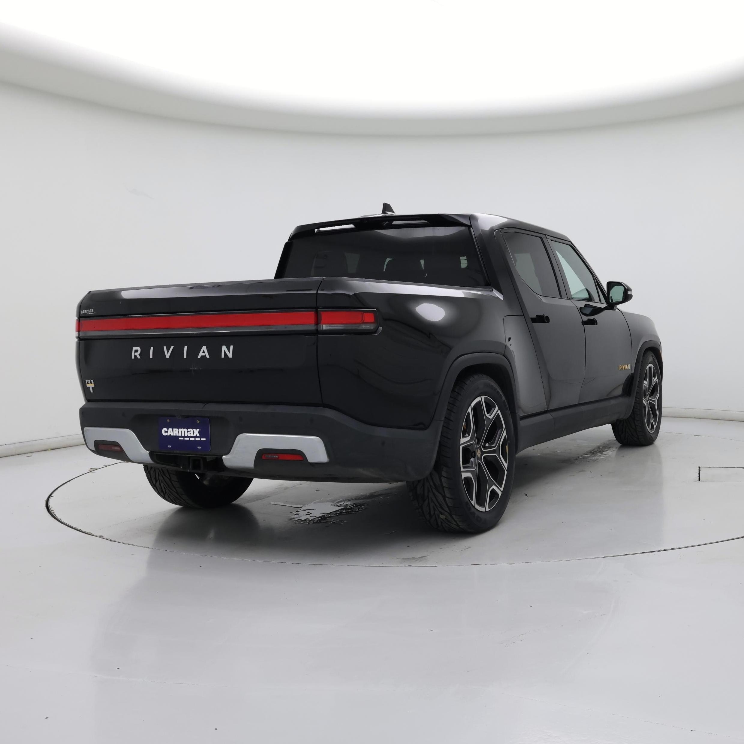 Thumbnail: 2022 Rivian R1T - 8