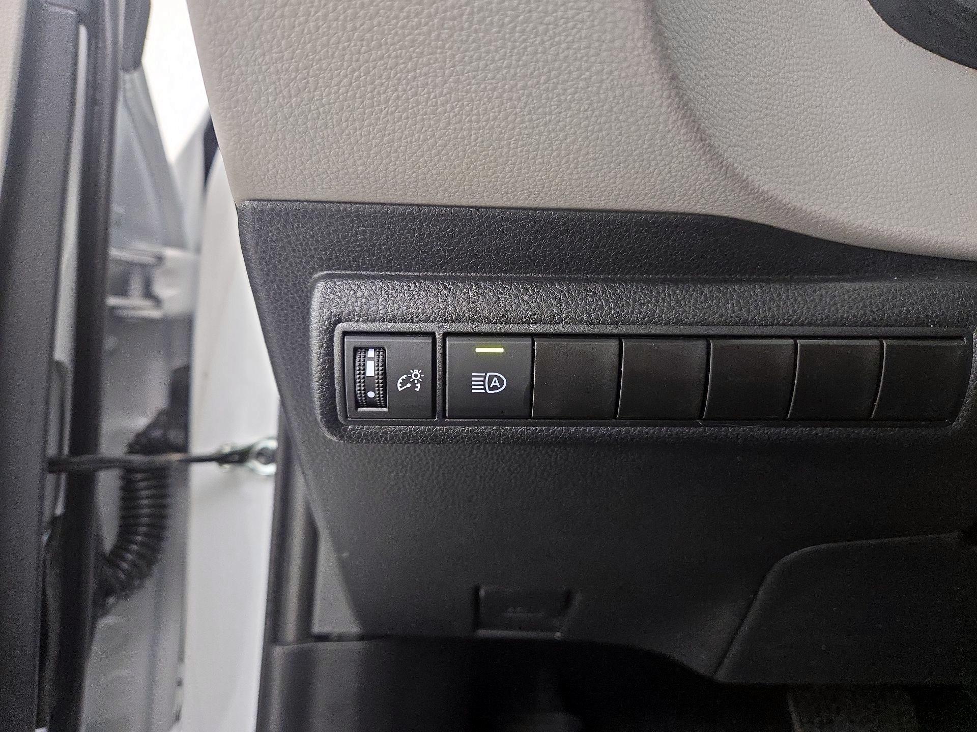 Thumbnail: 2025 Toyota Corolla - 13