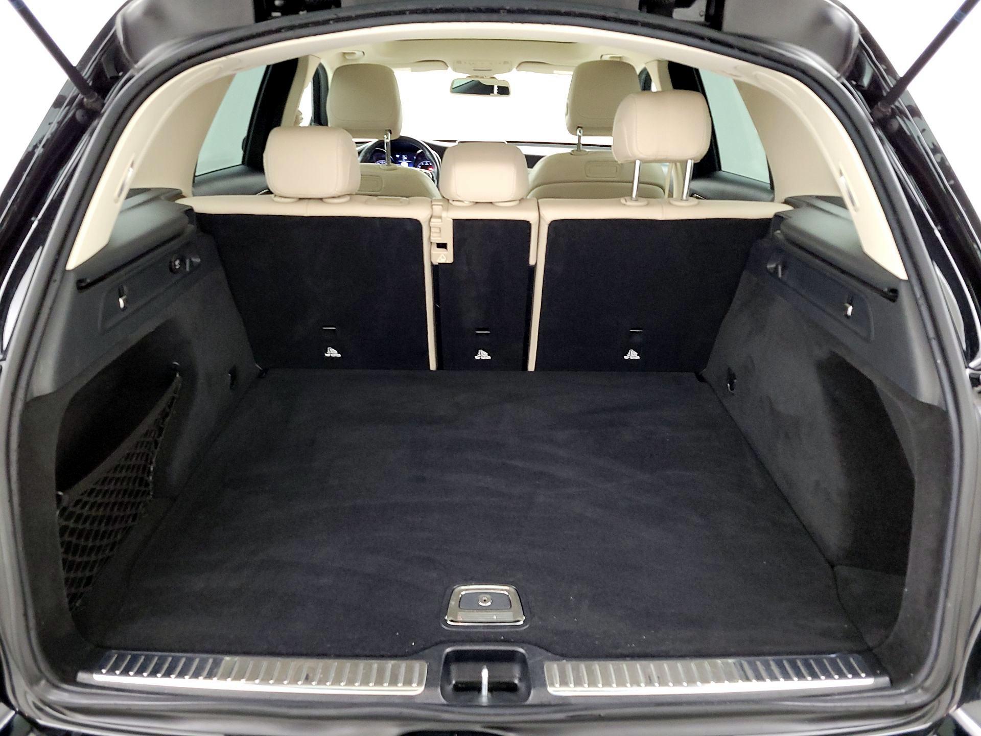 Thumbnail: 2019 Mercedes-Benz GLC - 19