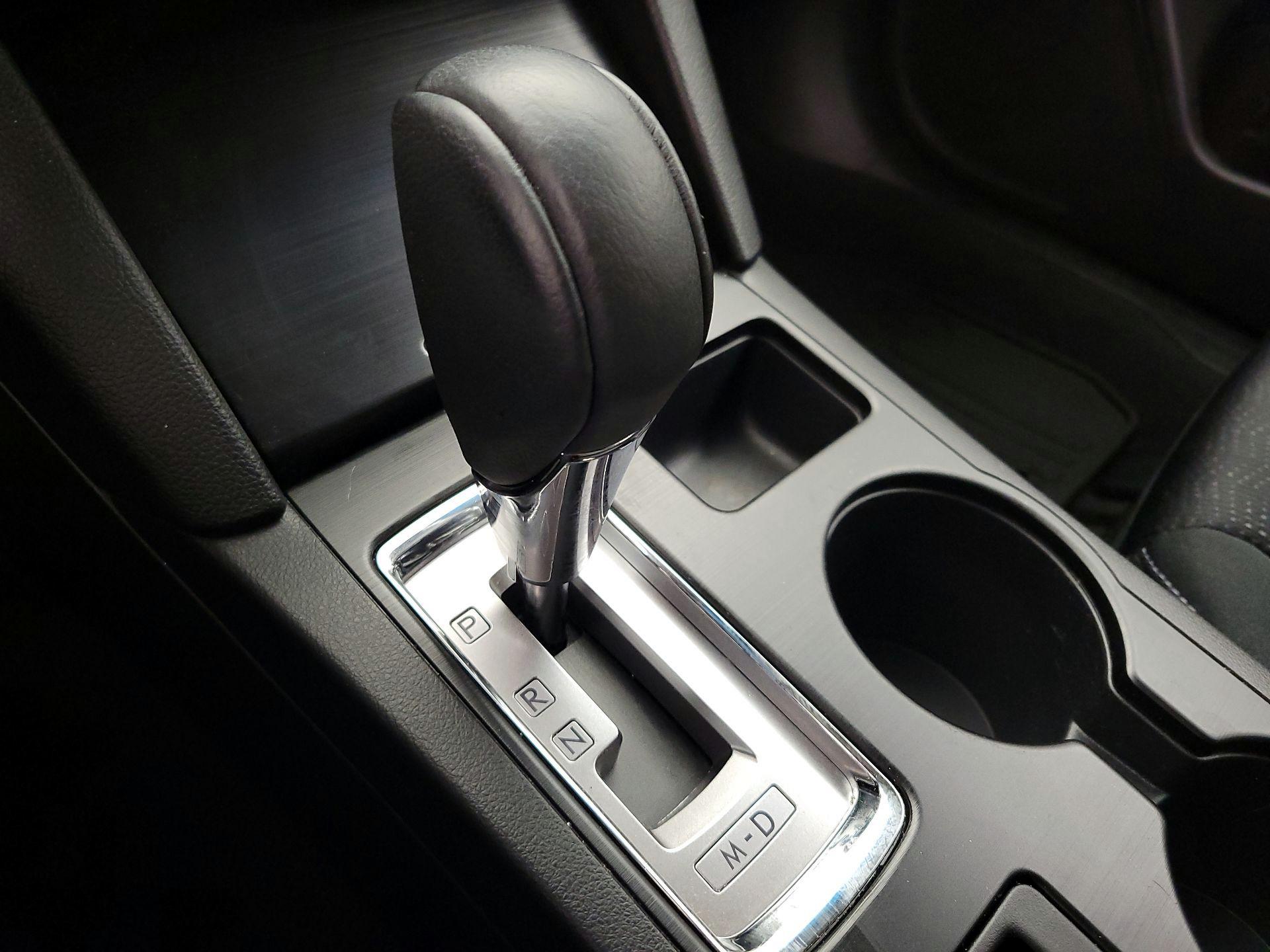Thumbnail: 2016 Subaru Legacy - 17