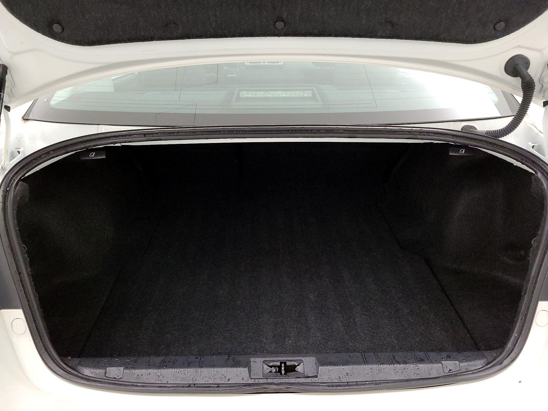 Thumbnail: 2016 Subaru Legacy - 20
