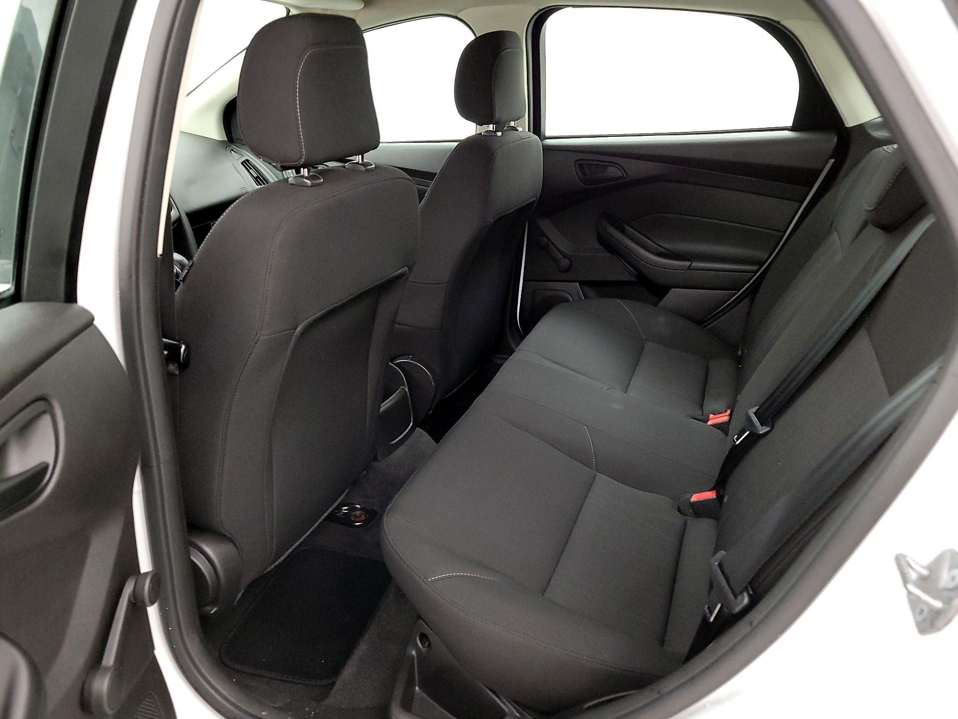 Thumbnail: 2018 Ford Focus - 19